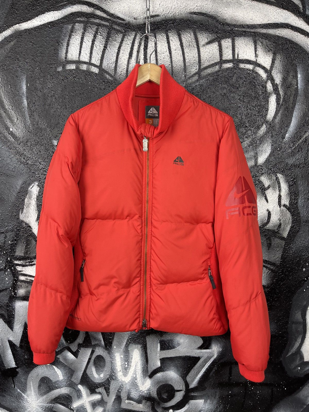Nike ACG Nike ACG Y2K Vintage Red Puffer Down Jacket Women’s Size M Size M / US 6-8 / IT 42-44 - 3 Thumbnail