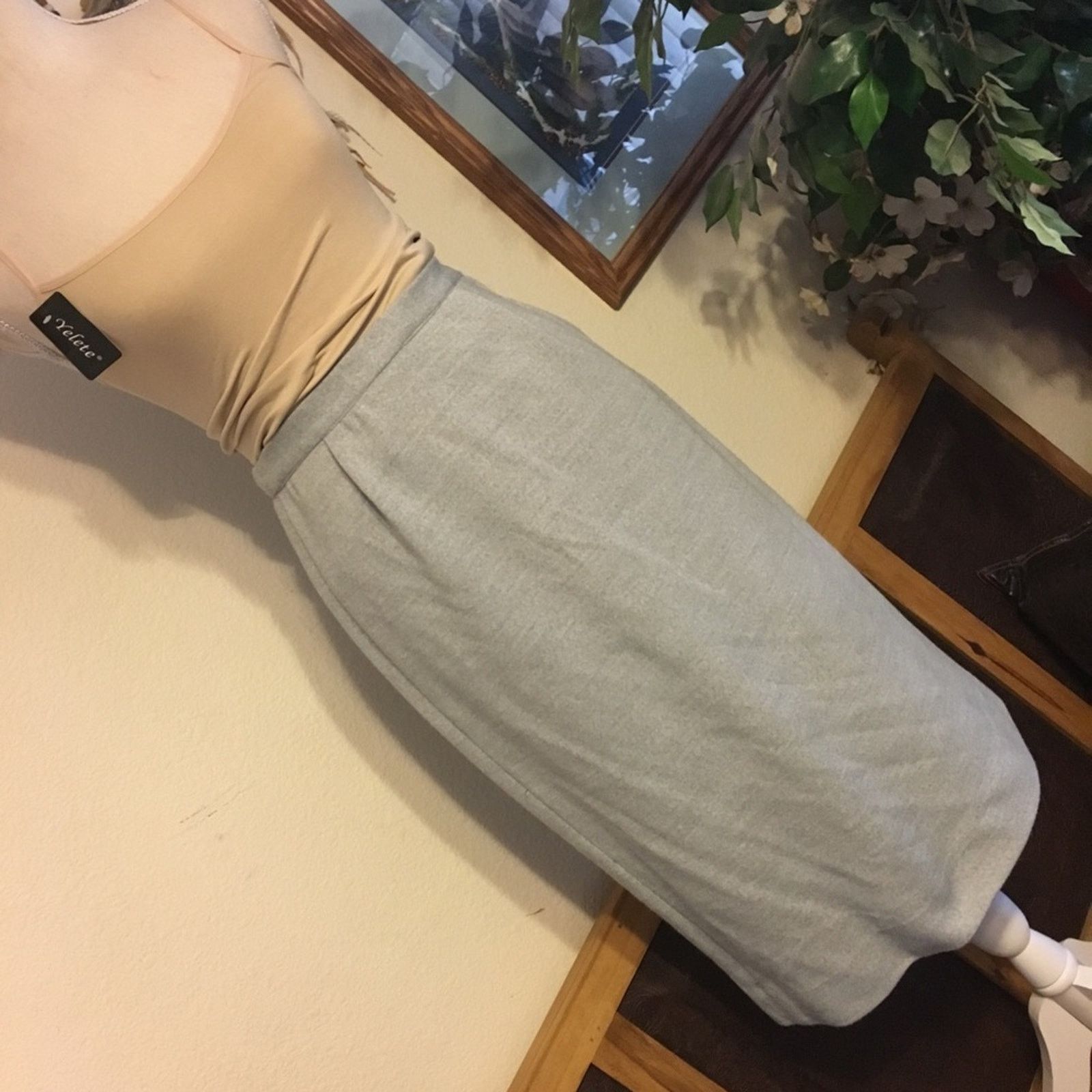Other Soft gray midi skirt NWOT 6 Size 28" / US 6 / IT 42 - 1 Thumbnail