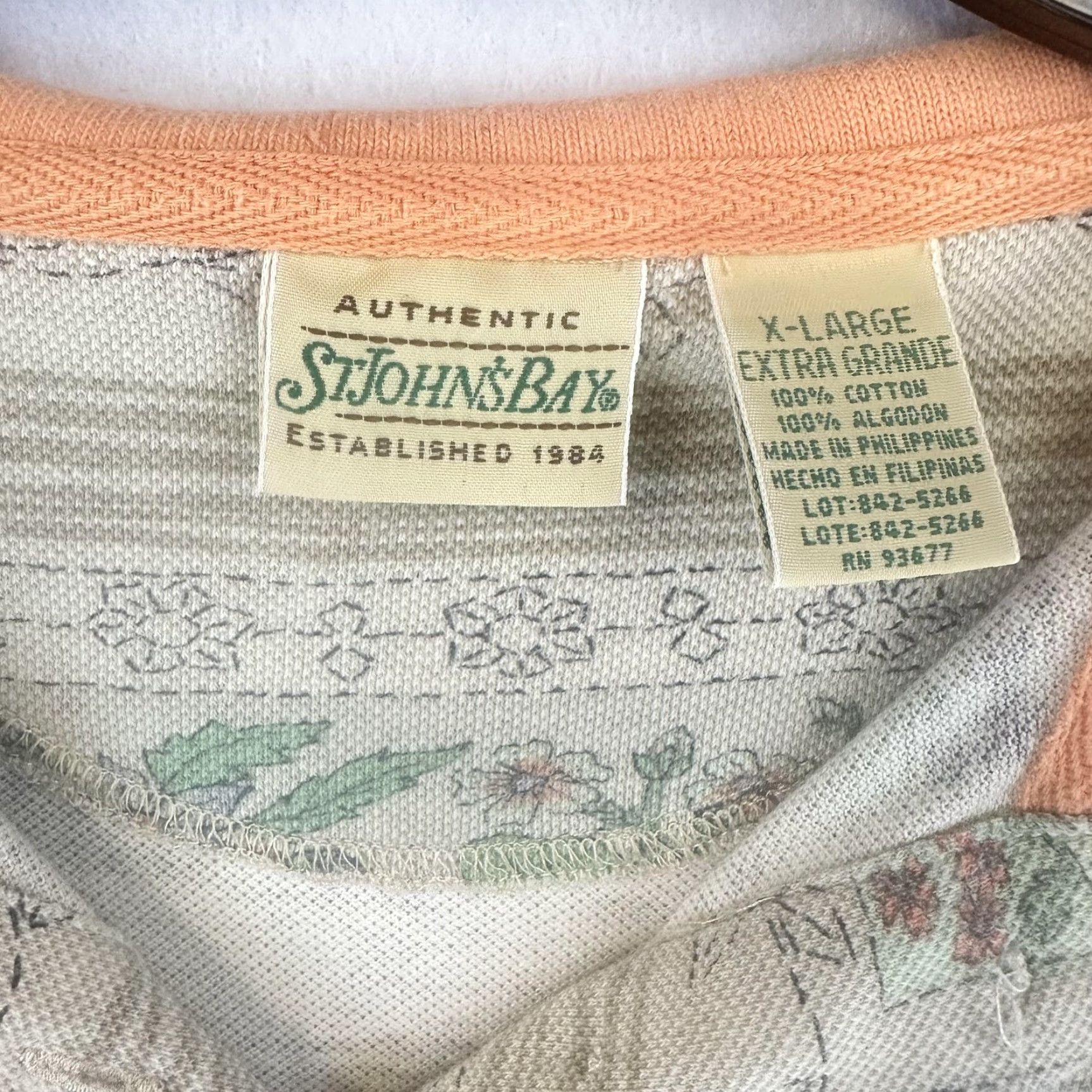 Vintage Vintage St. John's Bay Shirt Womens XL Floral Pattern Polo 90s Casual Beige Green Orange Floral 1990s Women XL Polo Shirt Size XL / US 12-14 / IT 48-50 - 4 Thumbnail