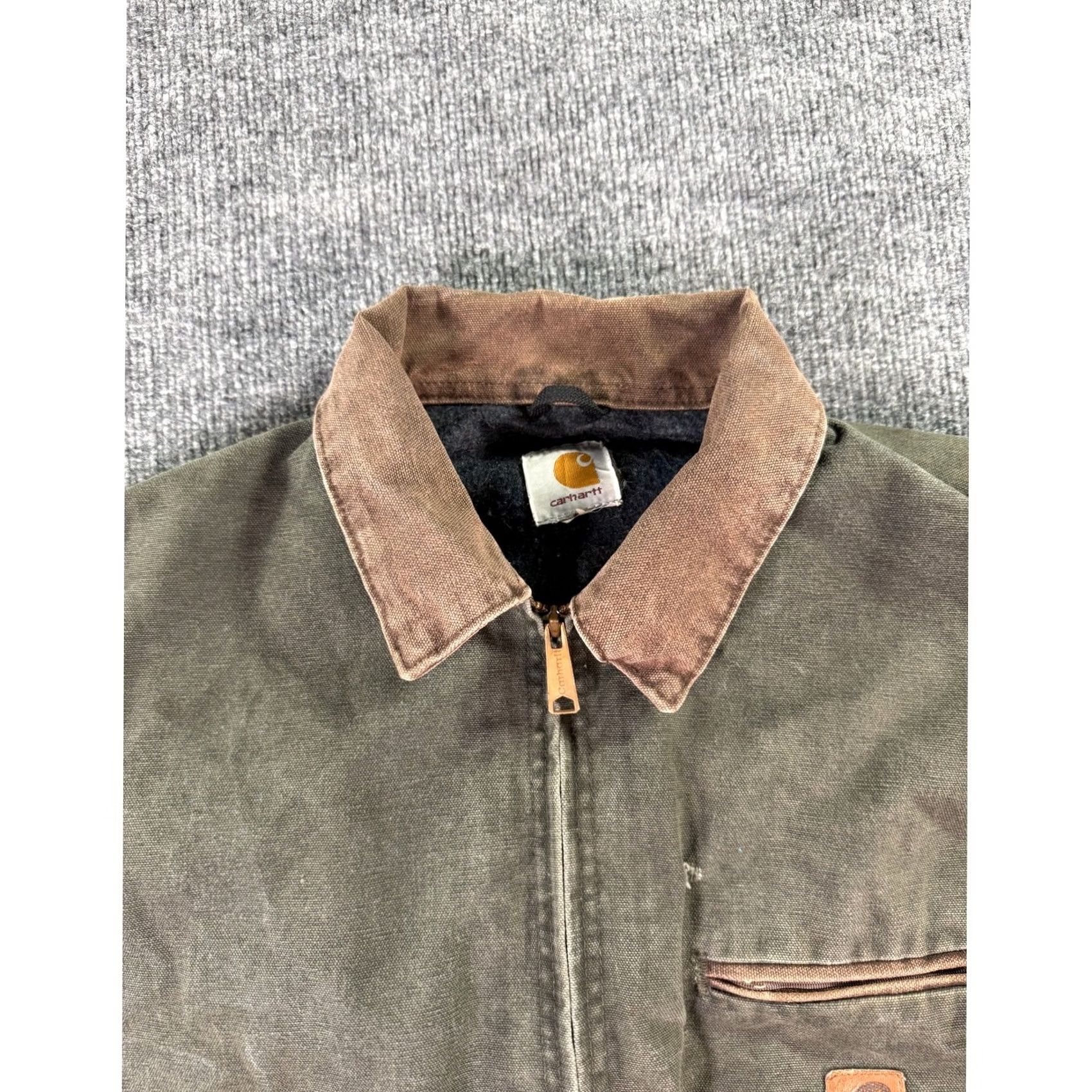 Carhartt VINTAGE Carhartt Detroit Jacket Mens L Moss Green Distressed Blanket Lined Duck J97 Size US L / EU 52-54 / 3 - 3 Thumbnail