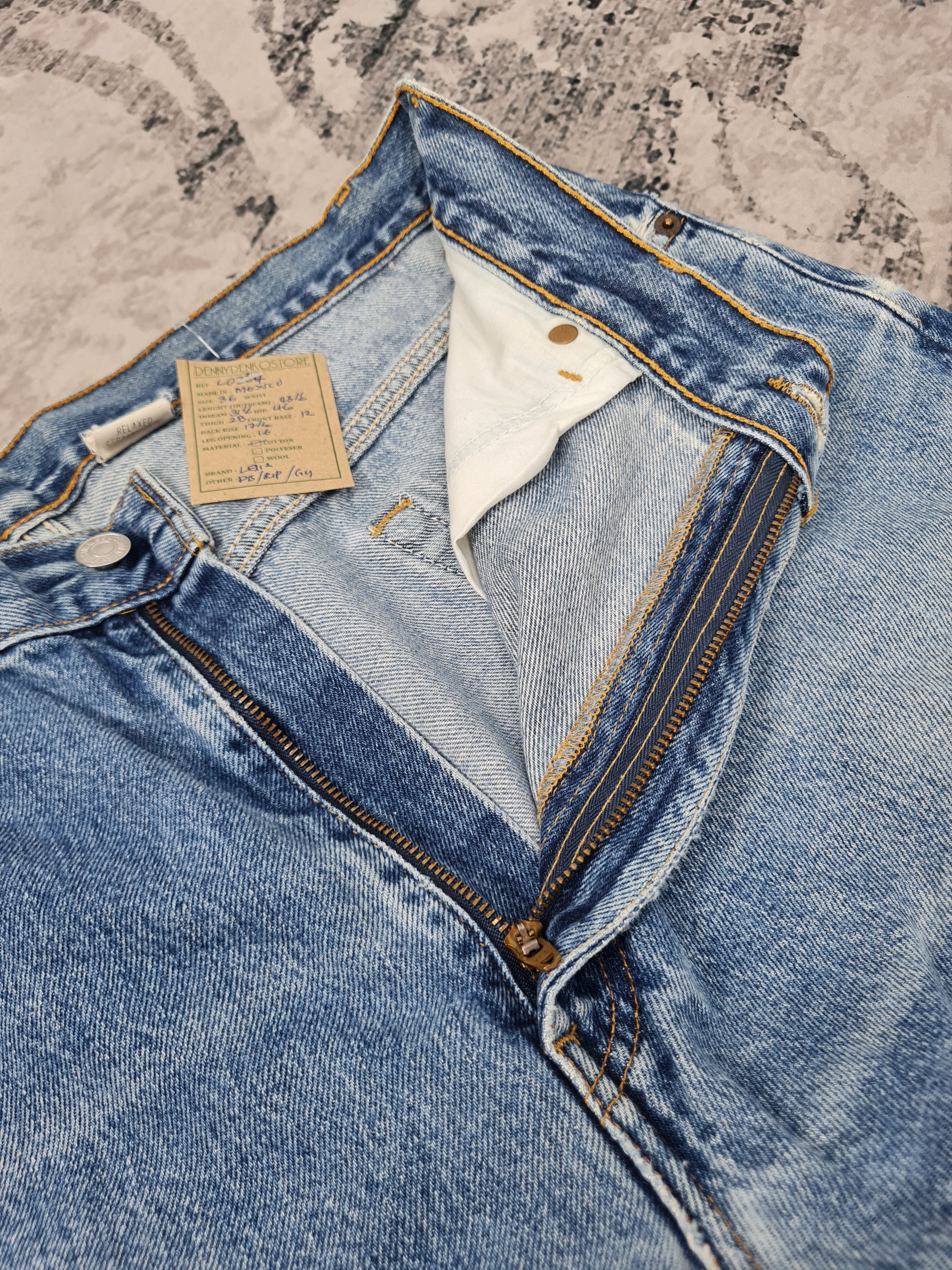 Levi's Vintage Clothing Vtg 90's LEVIS Ripped Faded Stain Jeans L0364 Size 36X31.5 Size US 36 / EU 52 - 12 Thumbnail