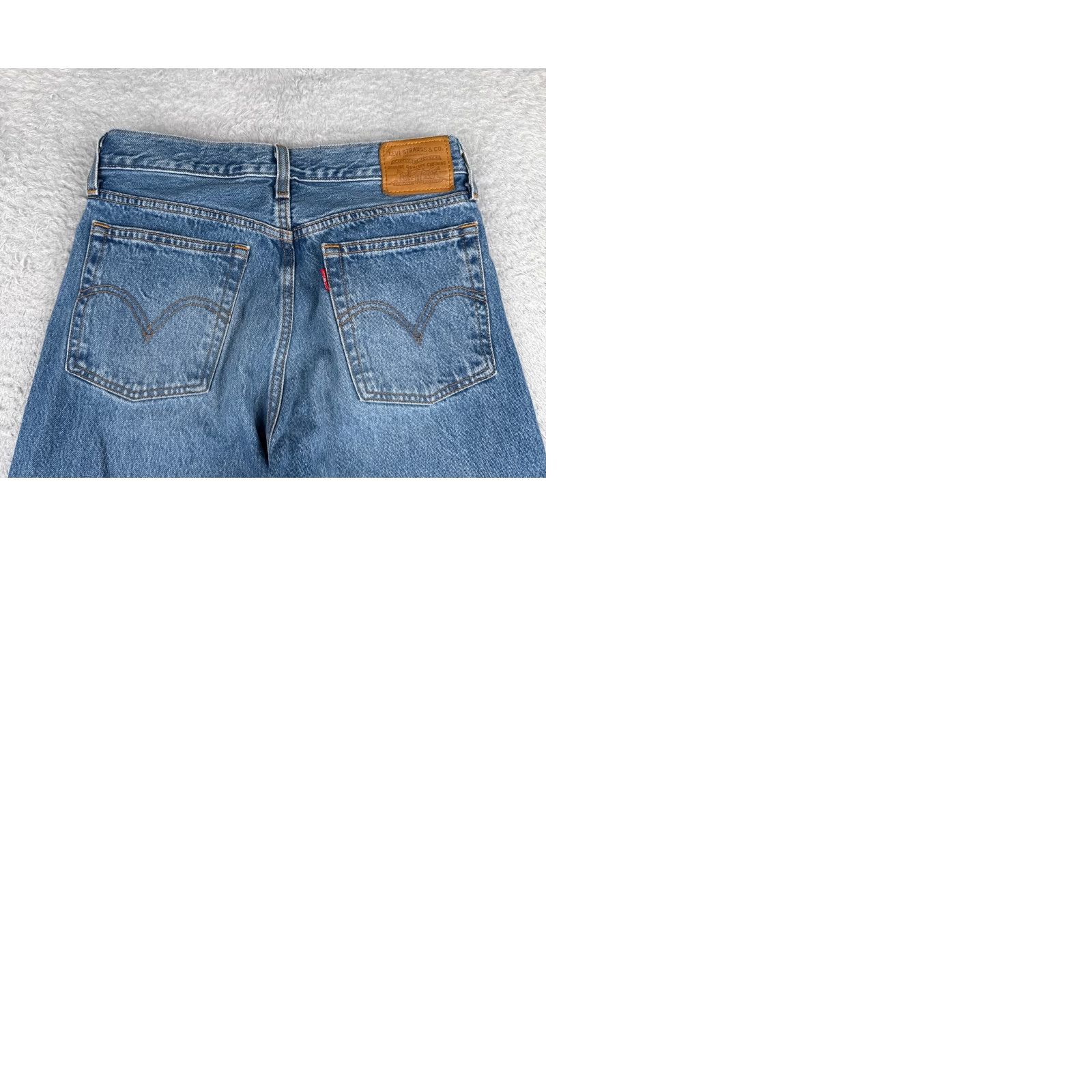 Levi's VINTAGE Levis Premium Jeans Women 27 Blue Denim Big E Wedgie Straight Button Fly 27x26 Size 27" / US 4 / IT 40 - 11 Thumbnail