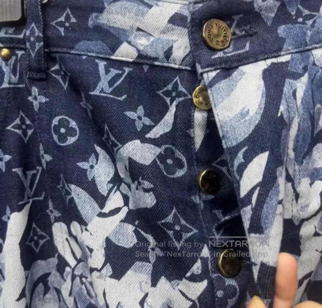 Louis Vuitton lv louis vuitton logo denim pants size 33. Size US 33 - 2 Thumbnail