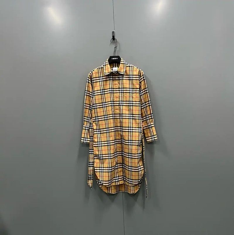 Burberry Burberry Long Sleeve Khaki Dress for Women Size ONE SIZE - 1 Thumbnail