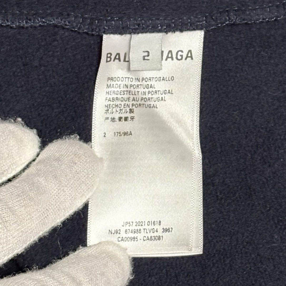 Balenciaga SPRING 22 BALENCIAGA BY DEMNA NO COMMENT DISTRESSED HOODIE 2 Size US M / EU 48-50 / 2 - 17 Thumbnail