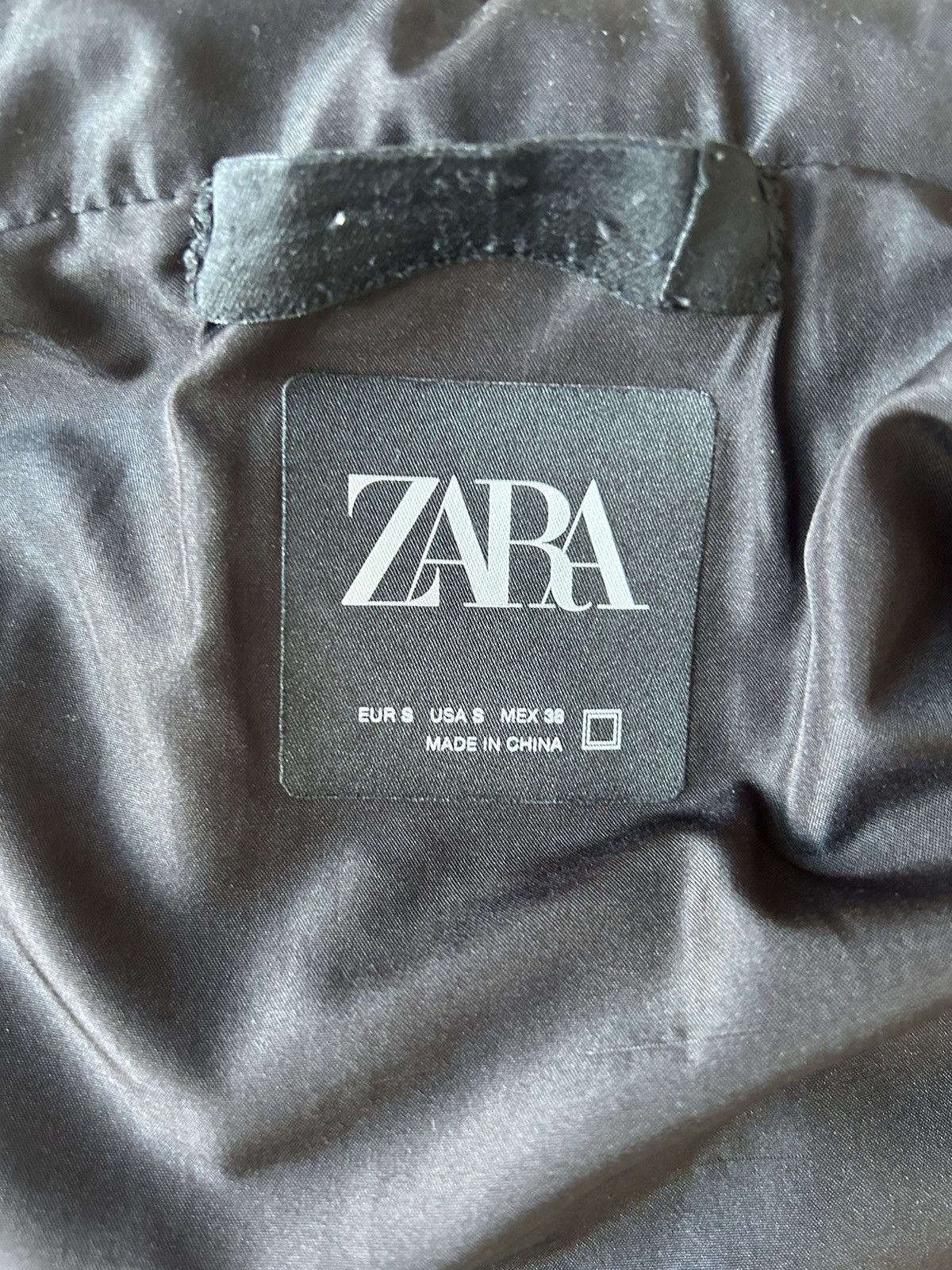 Zara Zara Puffer Gilet / Vest / Bodywarmer Size US S / EU 44-46 / 1 - 3 Thumbnail