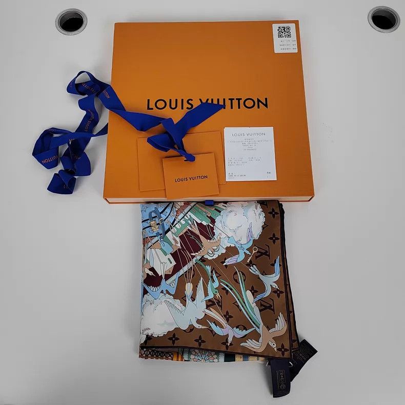 Louis Vuitton Louis Vuitton Travel Diary printed brown-green color-block Size ONE SIZE - 4 Thumbnail