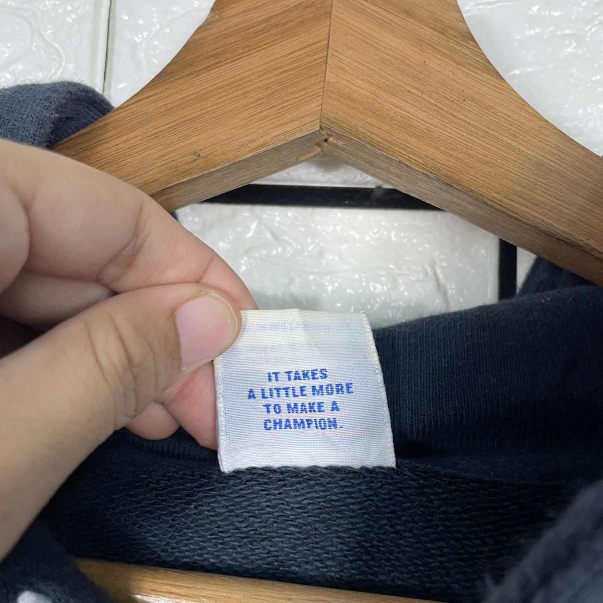 Champion Champion Black Pullover Hoodie Size US M / EU 48-50 / 2 - 13 Thumbnail