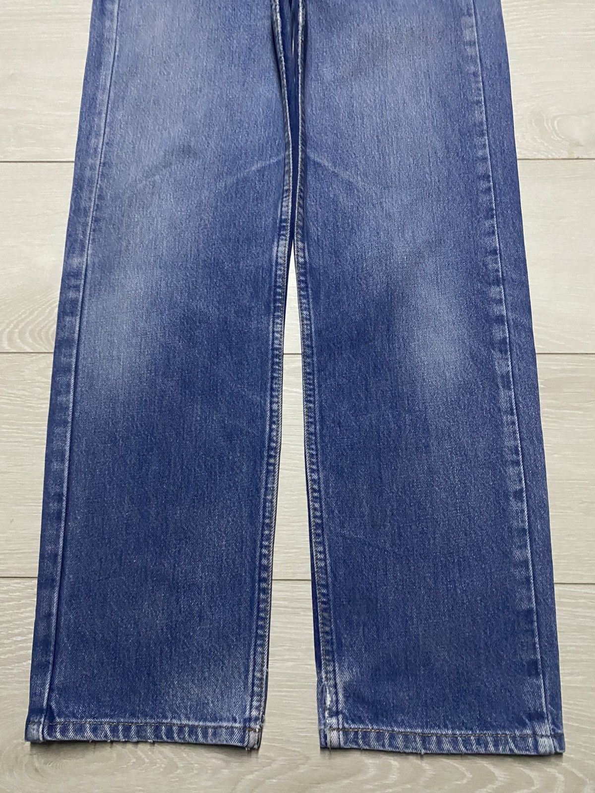 Levi's Vintage Levis 501 90s Blue Wash Distressed Jeans Size US 29 - 5 Thumbnail