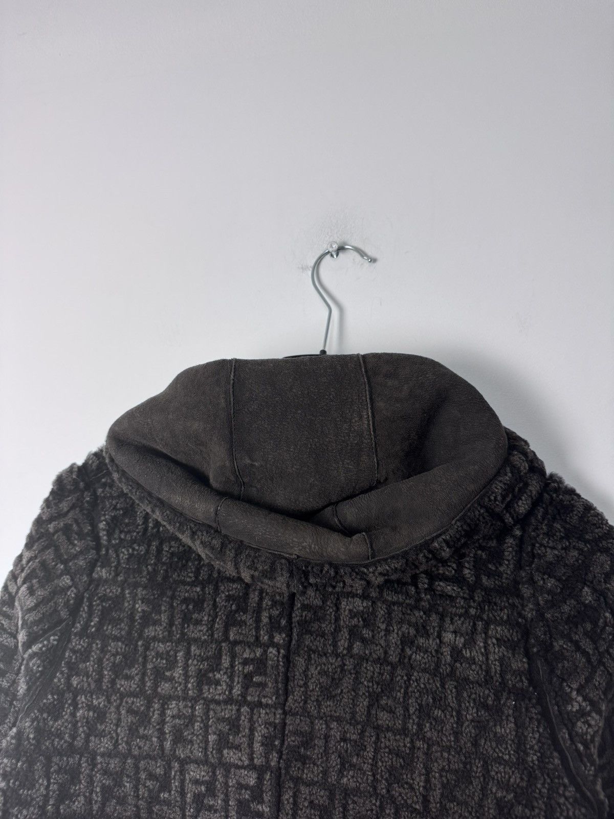 Fendi Fendi Reversible FF Monogram Shearling Hoodie Jacket Size M / US 6-8 / IT 42-44 - 8 Thumbnail