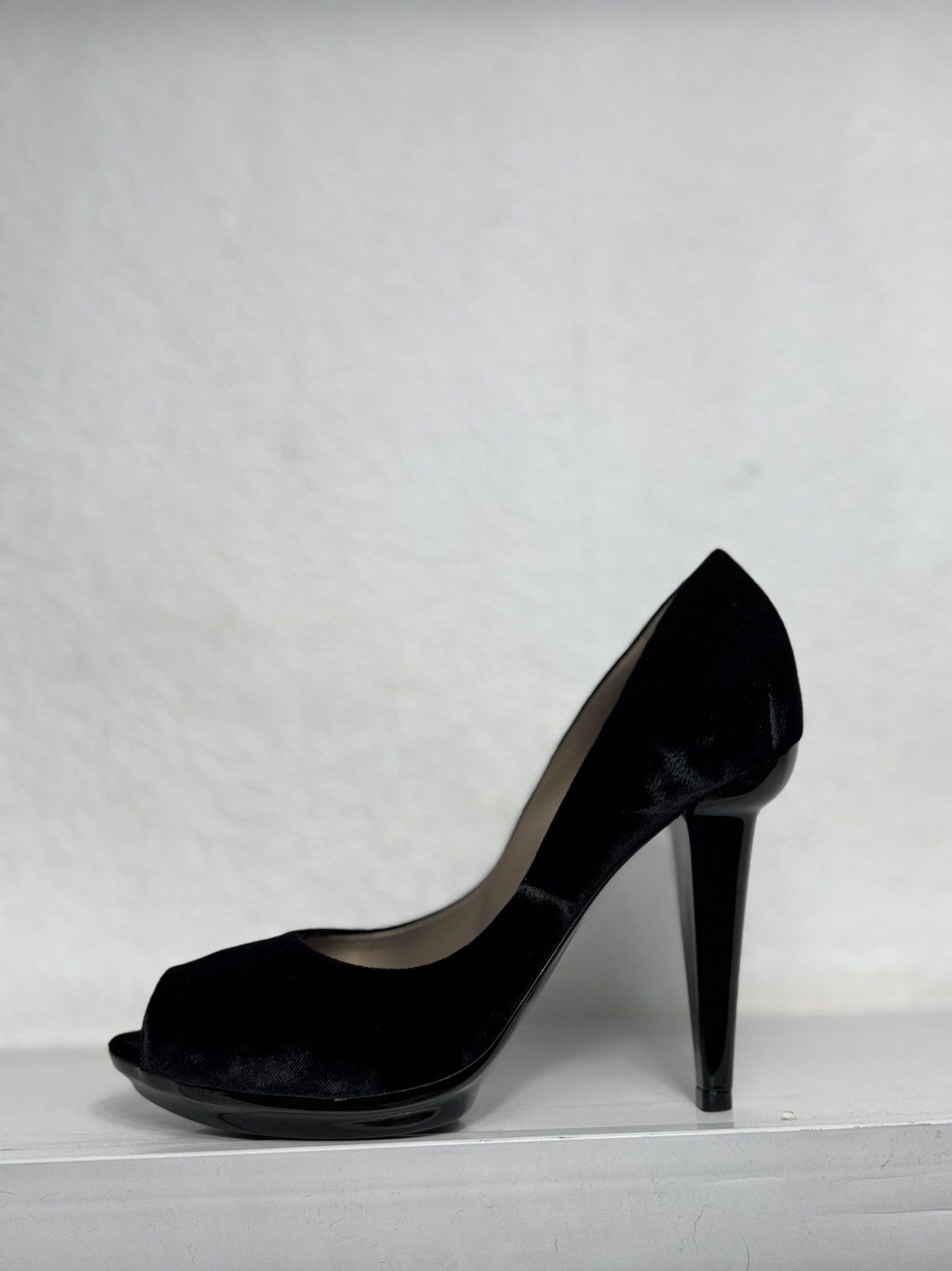 Bottega Veneta Bottega Veneta Women's Velvet Suede Peep Toe Pumps Size US 9 / IT 39 - 5 Thumbnail