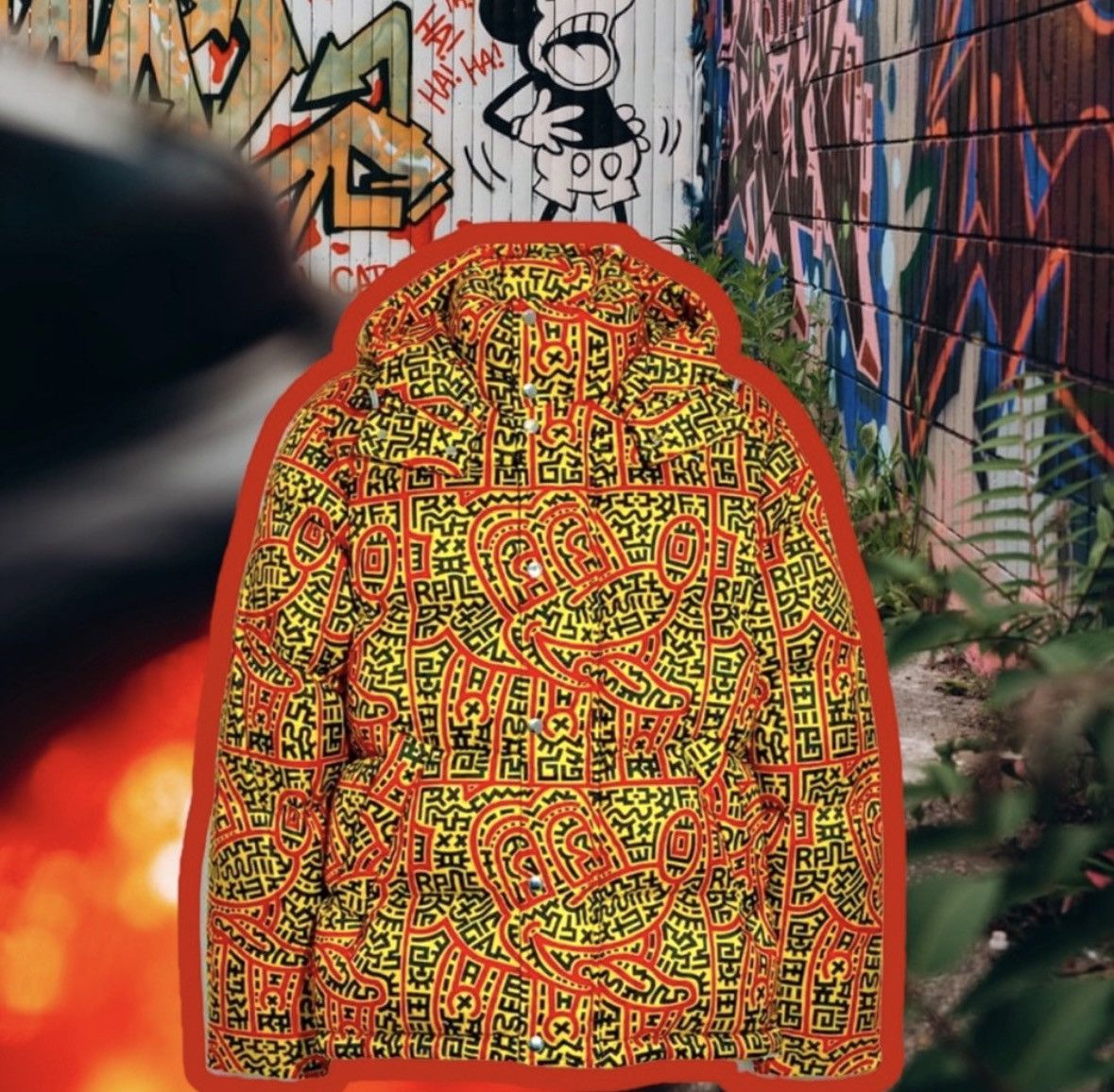 Coach × Keith Haring DiSNeY MiCKeY MoUSe 🐭 Keith Haring 🎨 coach🧣👝🎩🧥 Size US M / EU 48-50 / 2 - 5 Thumbnail