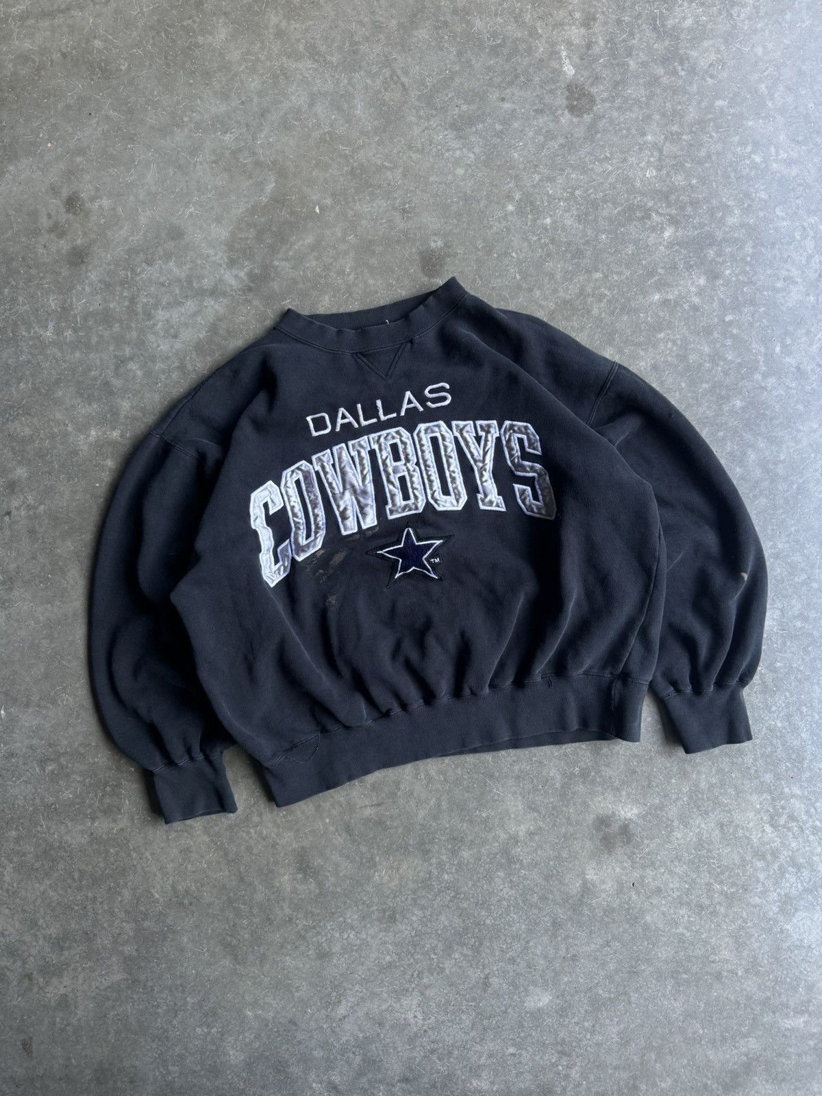Logo 7 Vintage Dallas Cowboys Embroidered Spell Out Crewneck Size US XL / EU 56 / 4 - 4 Thumbnail