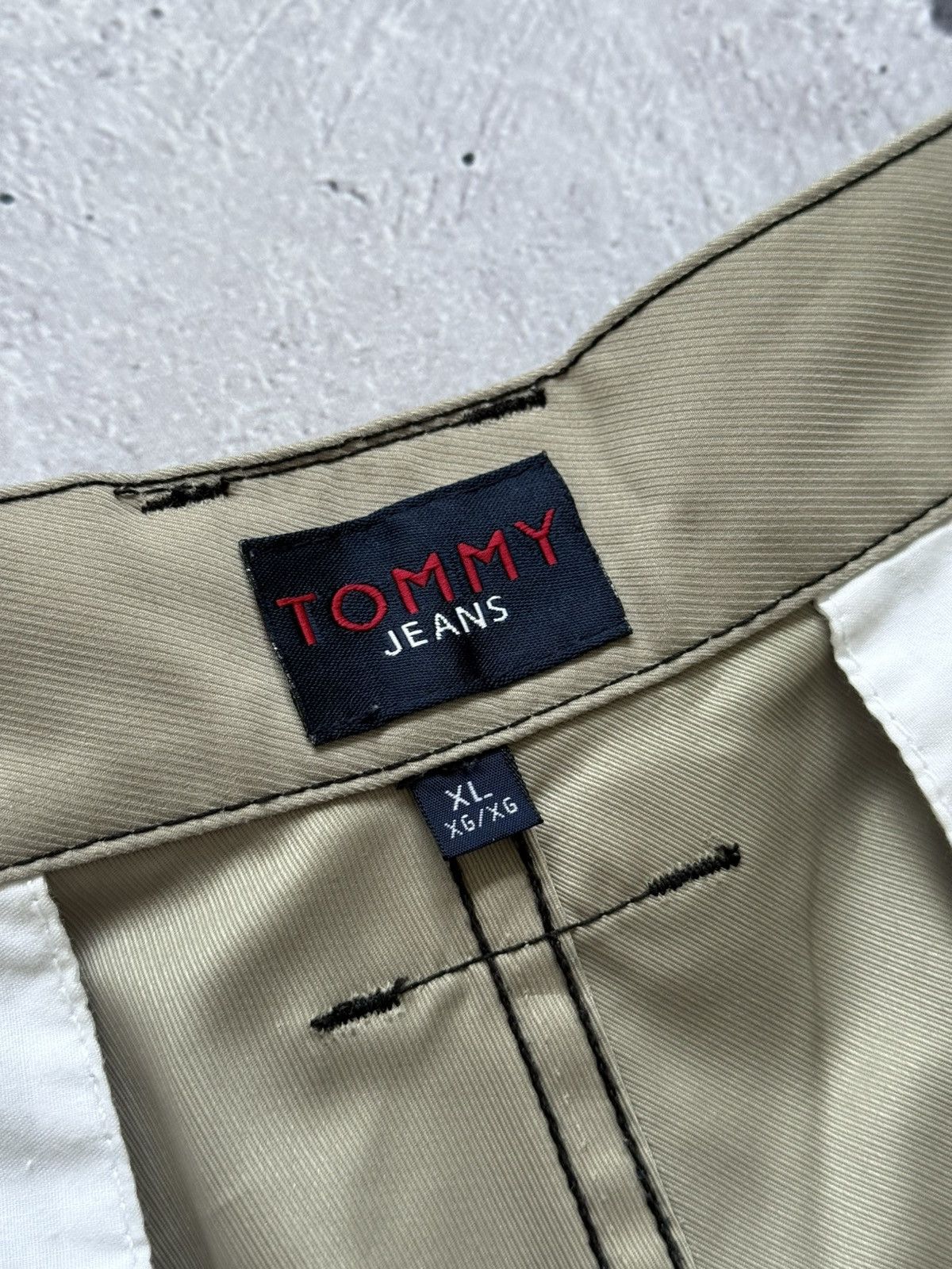 Tommy Hilfiger Vintage 90s Tommy Hilfiger Baggy Cargo Pants Size US 36 / EU 52 - 14 Thumbnail