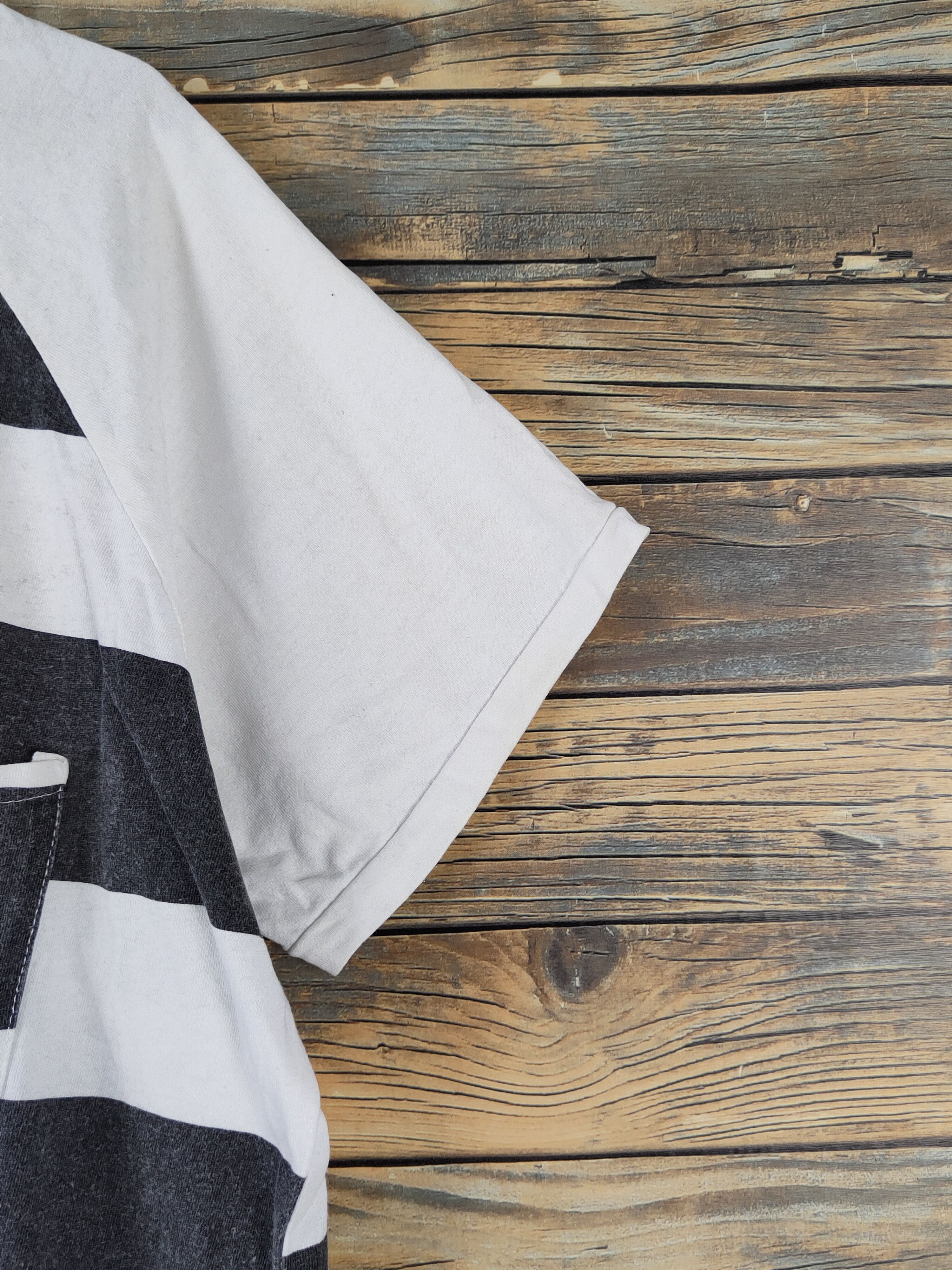 Sanshiyiding Black White Stripe Short Sleeve T-shirts #W1918