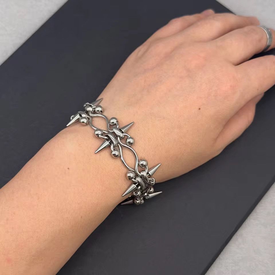 Japanese Brand Punk Rock Piercing Spike Double Layer Chain Bracelet Size ONE SIZE - 4 Thumbnail