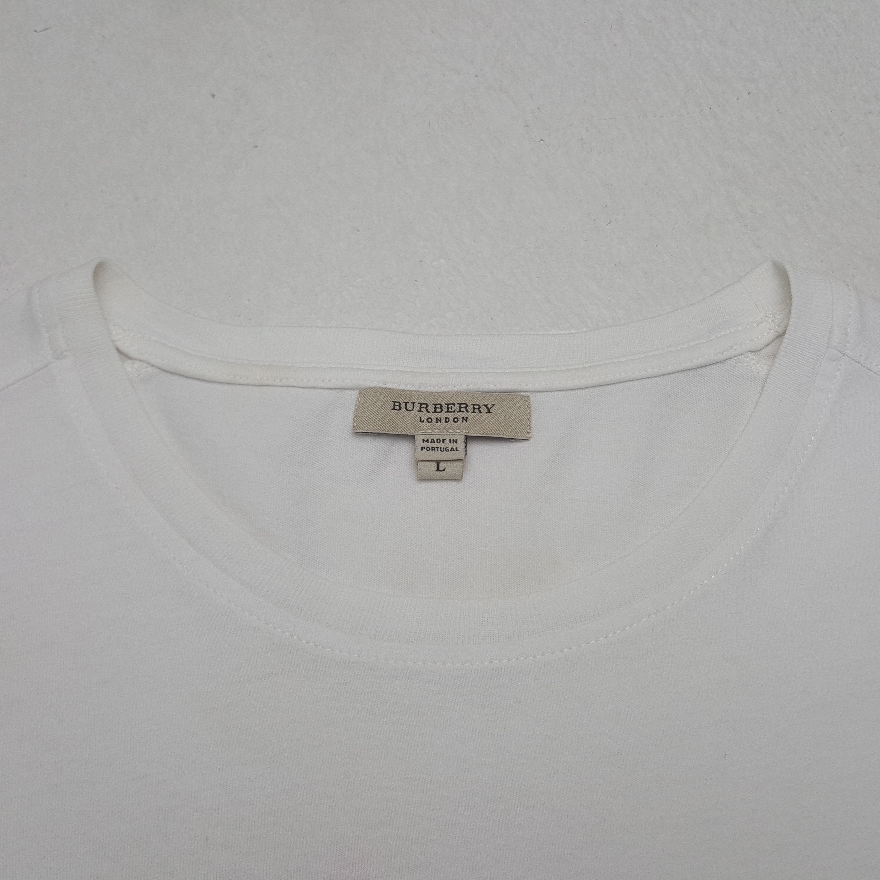 Burberry Vintage Burberry London Designer Tshirt RR29 Size US M / EU 48-50 / 2 - 4 Thumbnail