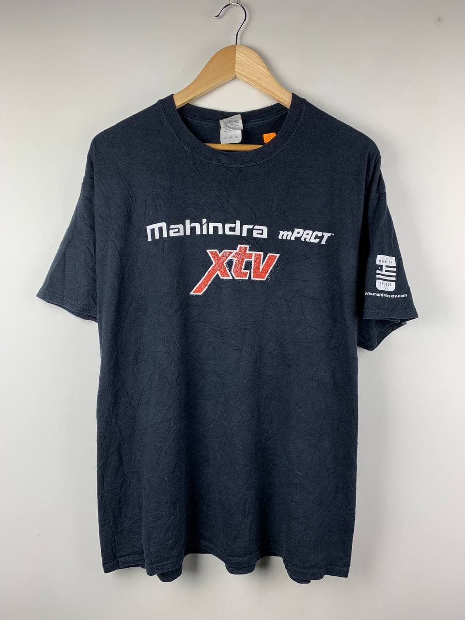 Vintage Vtg Mahindra mPACT Xtv Own The Territory Car Promo Tee Size US XL / EU 56 / 4 - 3 Thumbnail