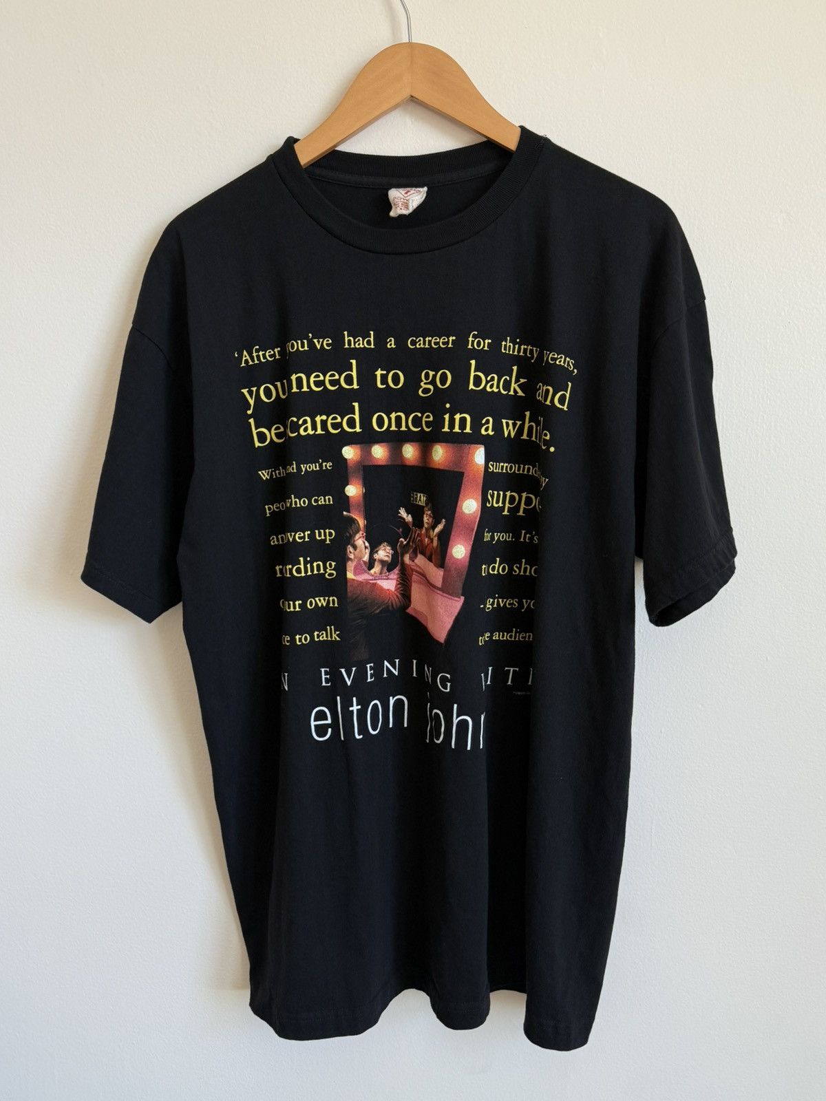 Band Tees Vintage 1999 An Evening with Elton John Tour T-Shirt Size XL Size US XL / EU 56 / 4 - 1 Thumbnail