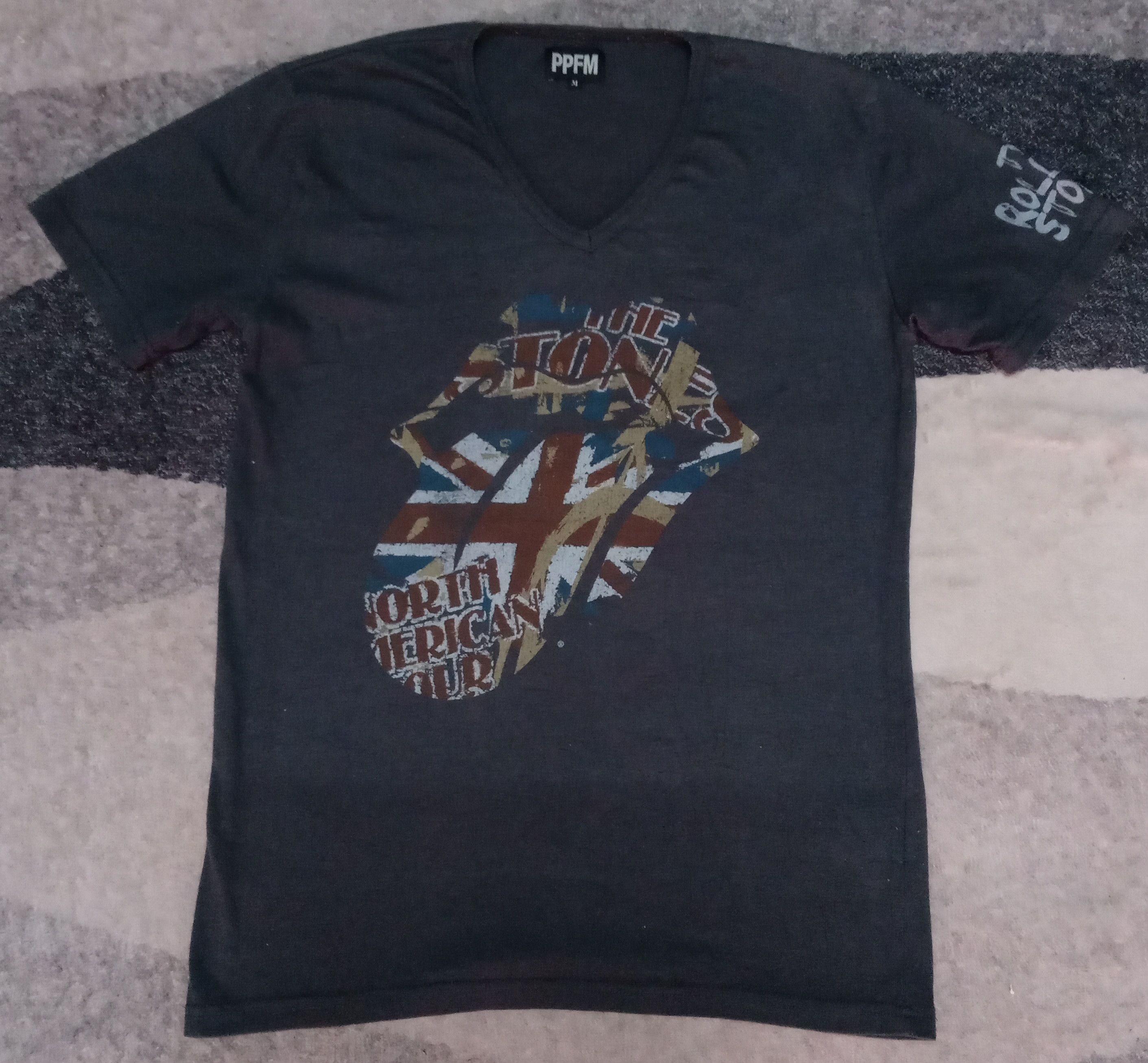 PPFM Rare Jpn designer PPFM X Rolling Stones V neck tee Size US S / EU 44-46 / 1 - 1 Thumbnail