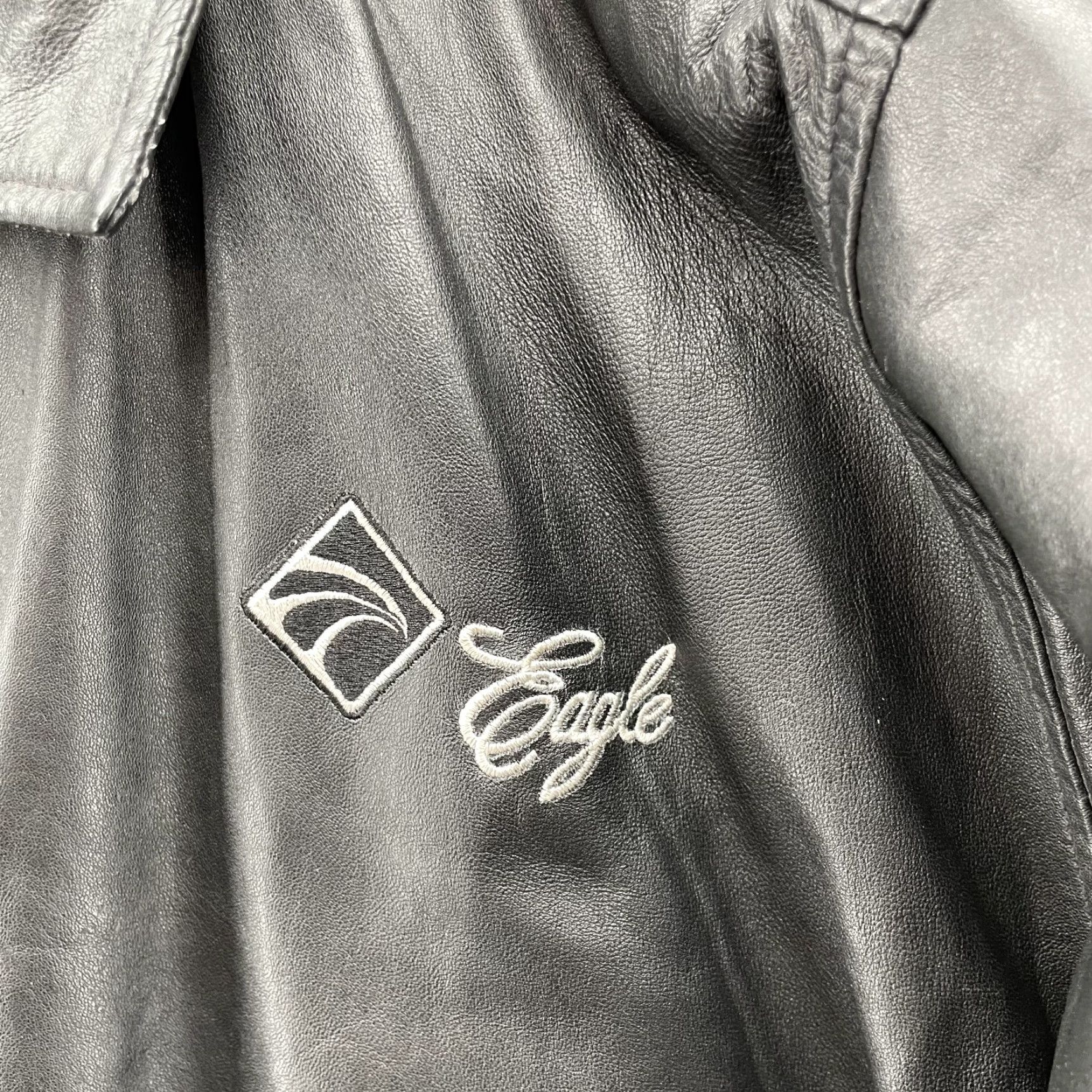 Vintage VINTAGE Midwest International Leather Bomber Jacket Mens XL Black Moto 90s Grunge Biker Classic Aviator Street Shirt Mens XL Black 90s Theme Size US XL / EU 56 / 4 - 2 Thumbnail