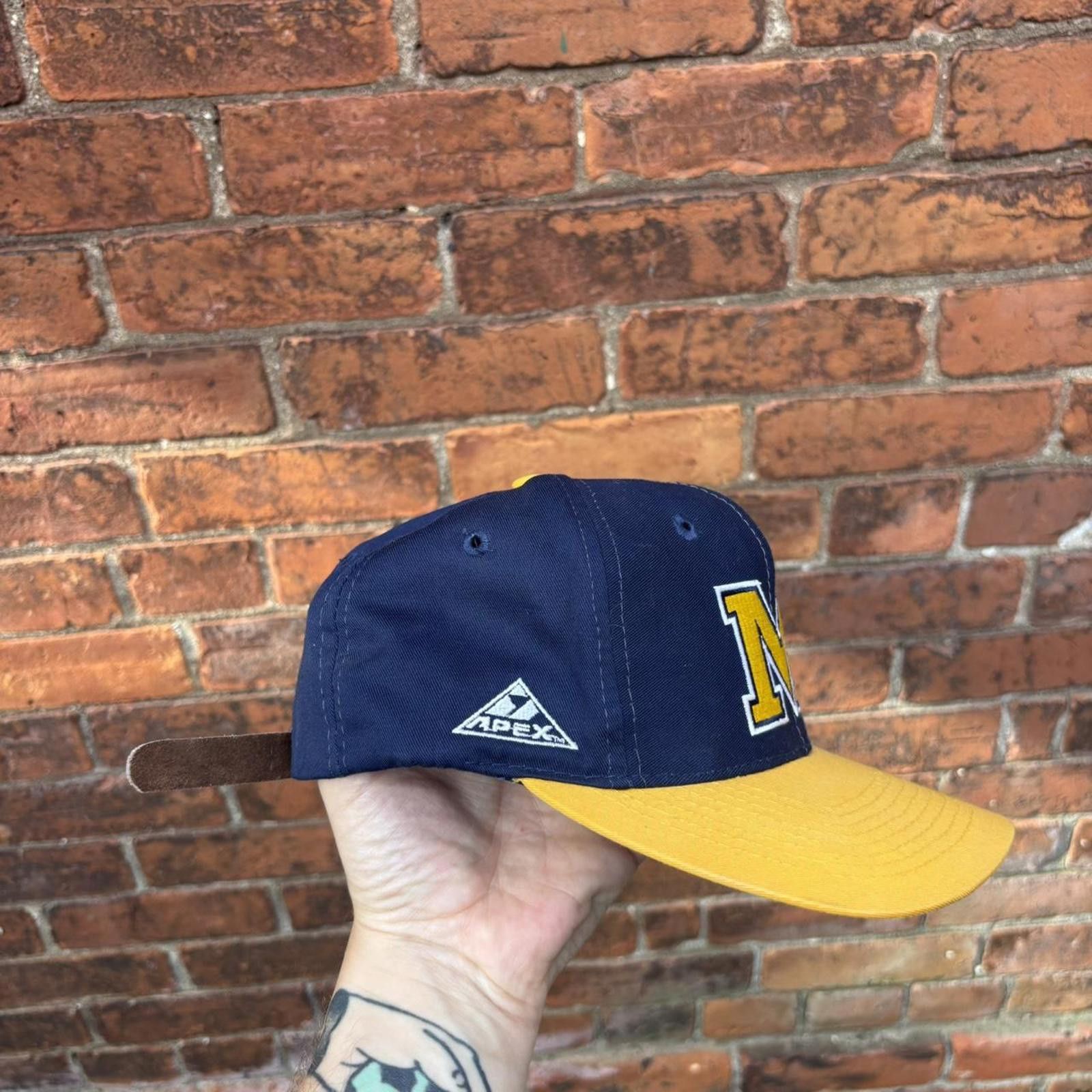 Other vintage university of Michigan strap back hat 90s OS Size ONE SIZE - 4 Thumbnail