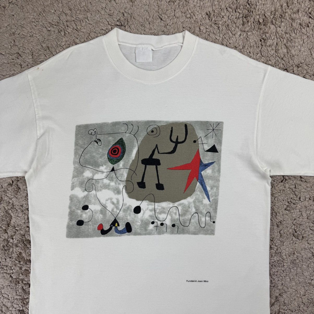 Vintage Vintage Fundació Joan Miró Art Woman Dreaming of Escape Tee Size US L / EU 52-54 / 3 - 5 Thumbnail