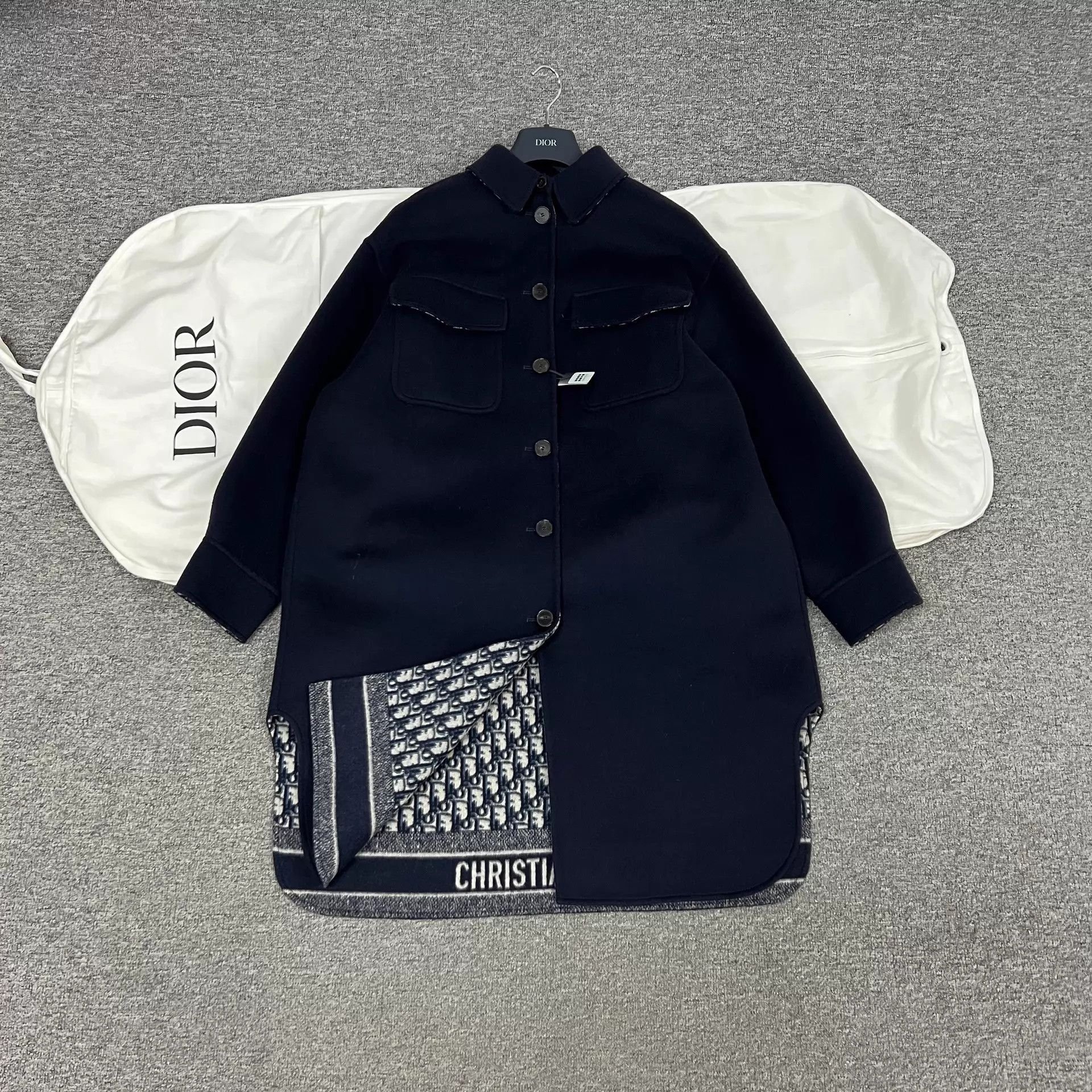 Dior Dior navy blue cashmere oblique print coat size 38 mint Size S / US 4 / IT 40 - 1 Thumbnail