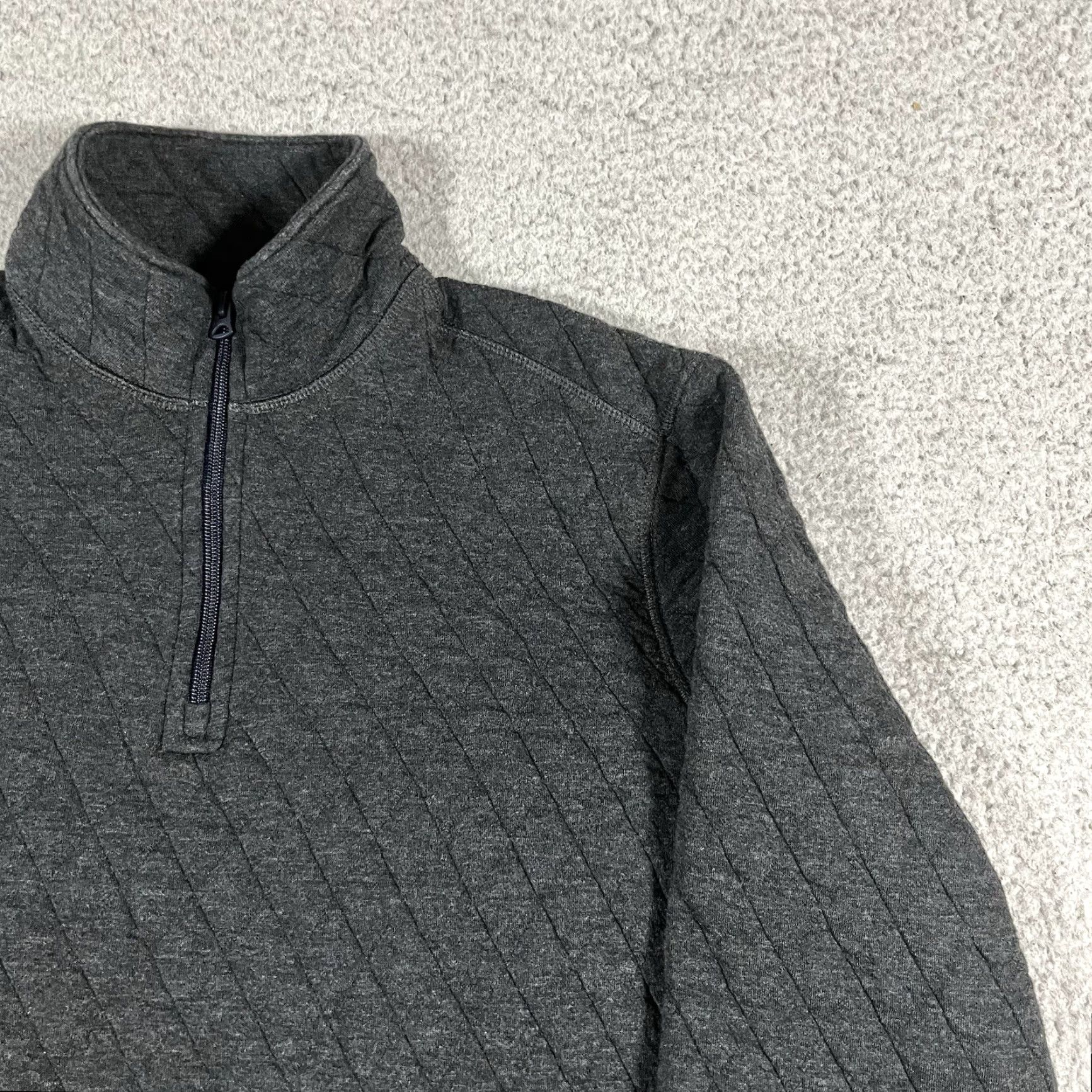 J.Crew J.CREW Mock Neck 1/4 Zip Pullover Mens M Gray Quilted Fleece Sweater Long Sleeve Cotton Polyester Winter Fall Spring Casual Regular Skin: Solid Size US M / EU 48-50 / 2 - 7 Thumbnail