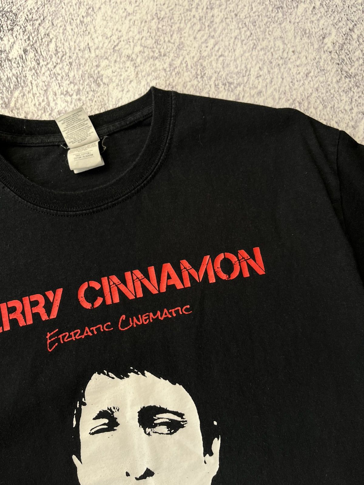 Band Tees Men's Vintage T-Shirt Gerry Cinnamon Erratic Cinematic Size US M / EU 48-50 / 2 - 10 Thumbnail