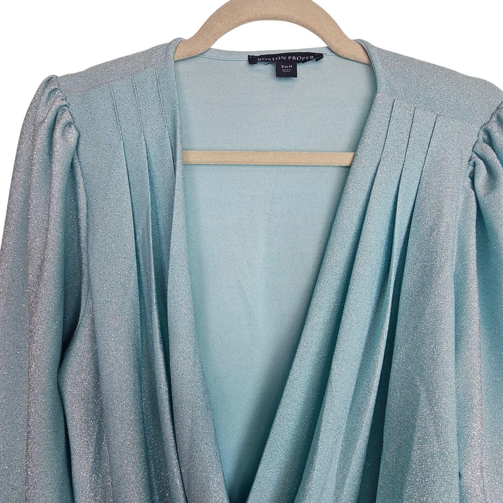 Boston Proper Boston Proper Glitter Surplice Top Sz M Sparkle Puff Sleeve Size M / US 6-8 / IT 42-44 - 2 Thumbnail