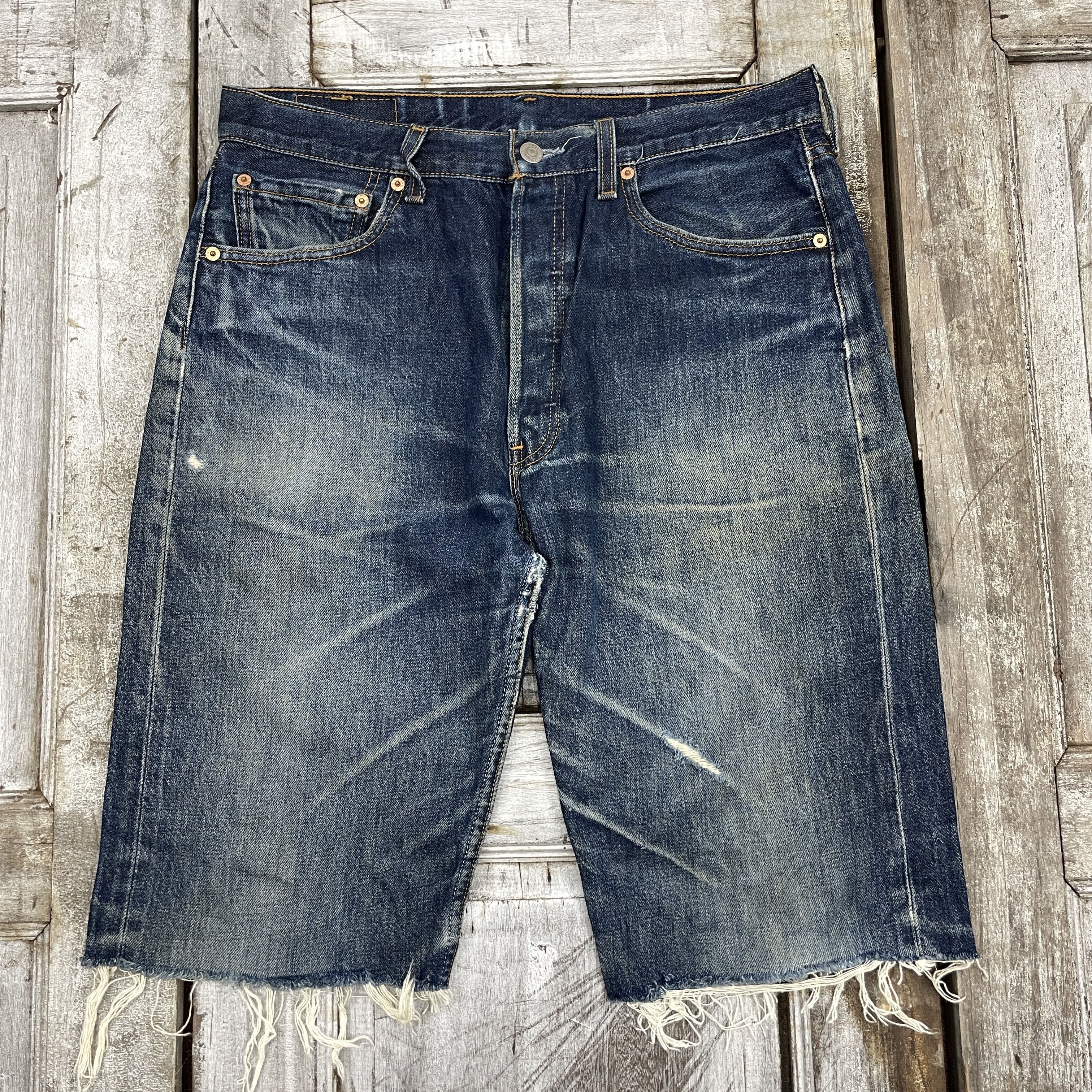 Levi's × Vintage Vintage Levis 501xx Short Pants-wc296 Size US 32 / EU 48 - 1 Thumbnail