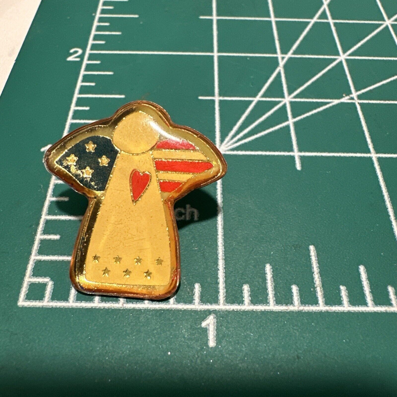 Vintage Vintage USA Angel on US Flag logo Pin Lapel Brooch Size ONE SIZE - 3 Thumbnail