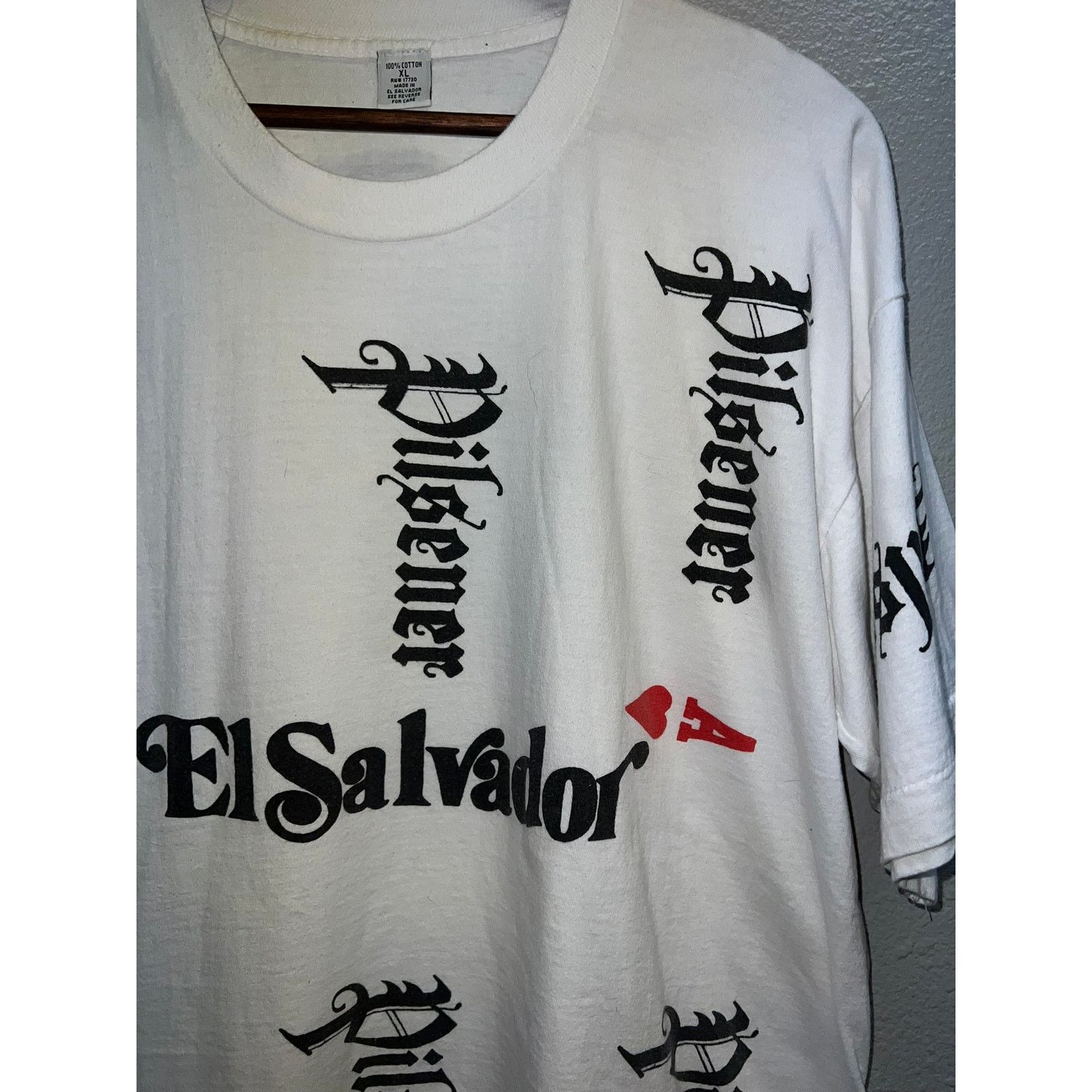 Vintage Vintage Pilsner Beer Shirt Pilsener El Salvador Art Tee XL Size US XL / EU 56 / 4 - 3 Thumbnail