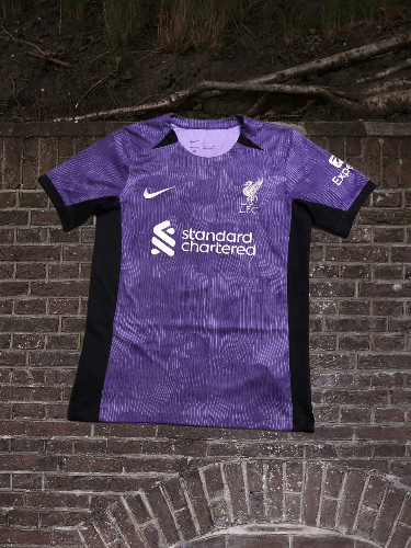 Nike Liverpool FC 2023/24 Nike Purple Third JERSEY Size US S / EU 44-46 / 1 - 1 Thumbnail