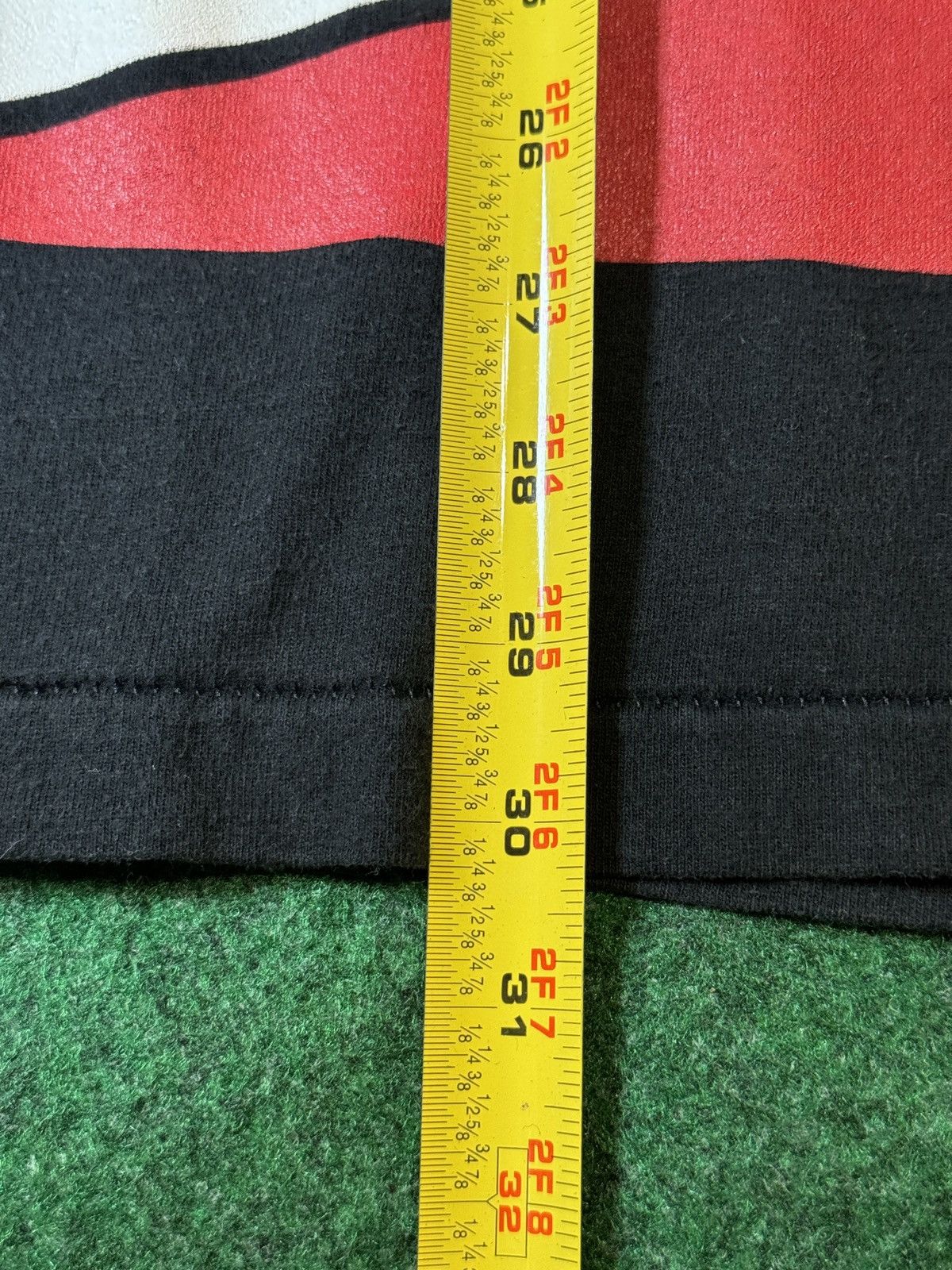 Salem Sportswear × Vintage Vintage 90s Chicago Blawkhawks Salem Hockey NHL T Shirt Size US XL / EU 56 / 4 - 5 Thumbnail
