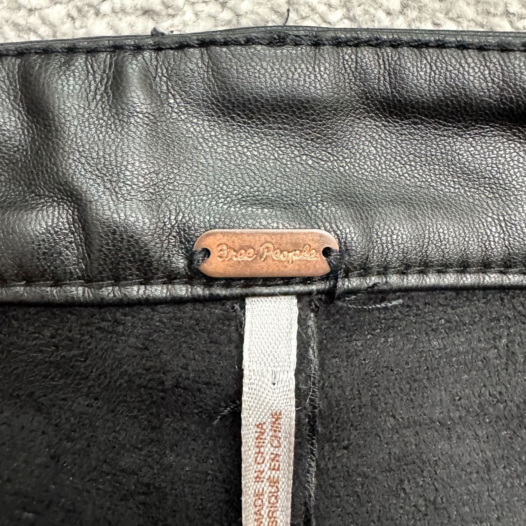 Free People Free People Pants Skinny Black Womens 29 Classic High Rise Flat Front Button Zip Stretch Leather Look Vegan Faux Leather Size 29" - 6 Thumbnail