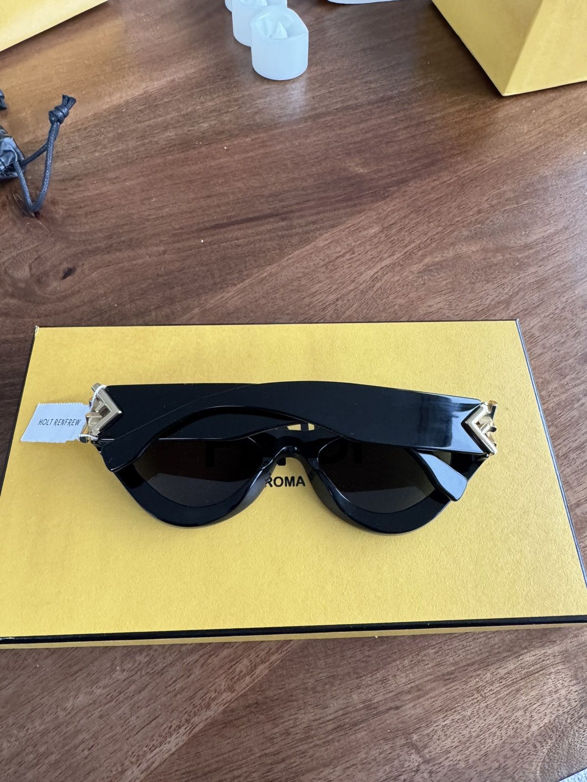Fendi Fendi Cat Eye Sunglasses Size ONE SIZE - 2 Thumbnail