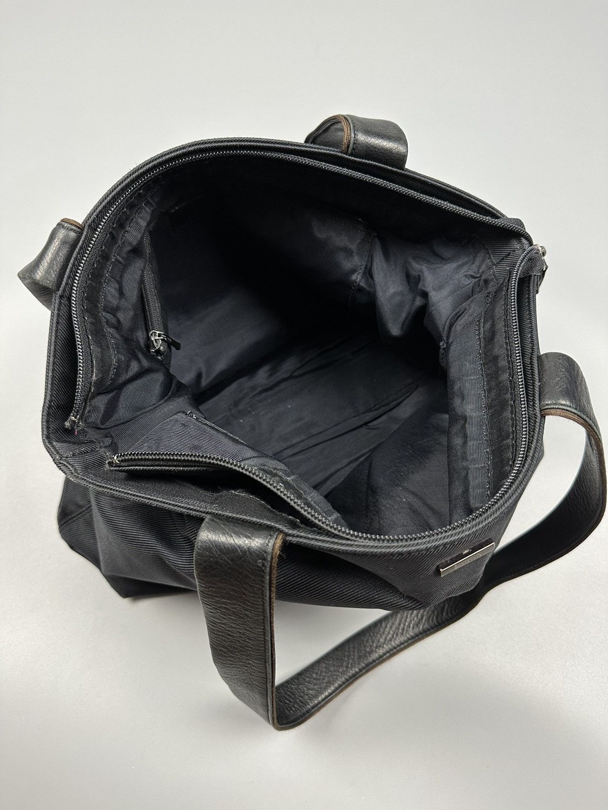 Issey Miyake Issey Miyake 2 Ways Shoulder/Tote Bag Size ONE SIZE - 6 Thumbnail