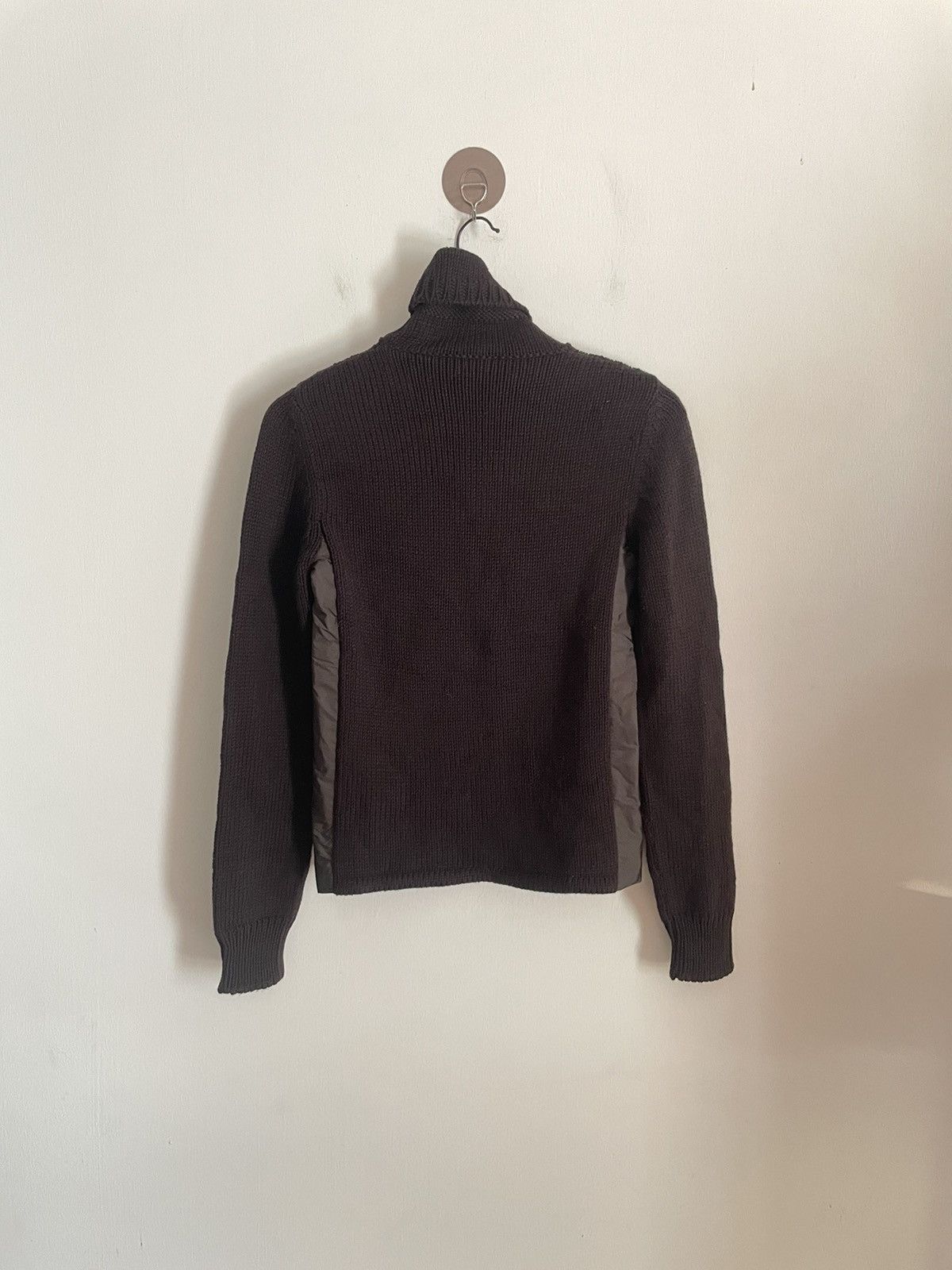 Prada Prada Sweatshirt turtleneck Size XS / US 0-2 / IT 36-38 - 2 Thumbnail