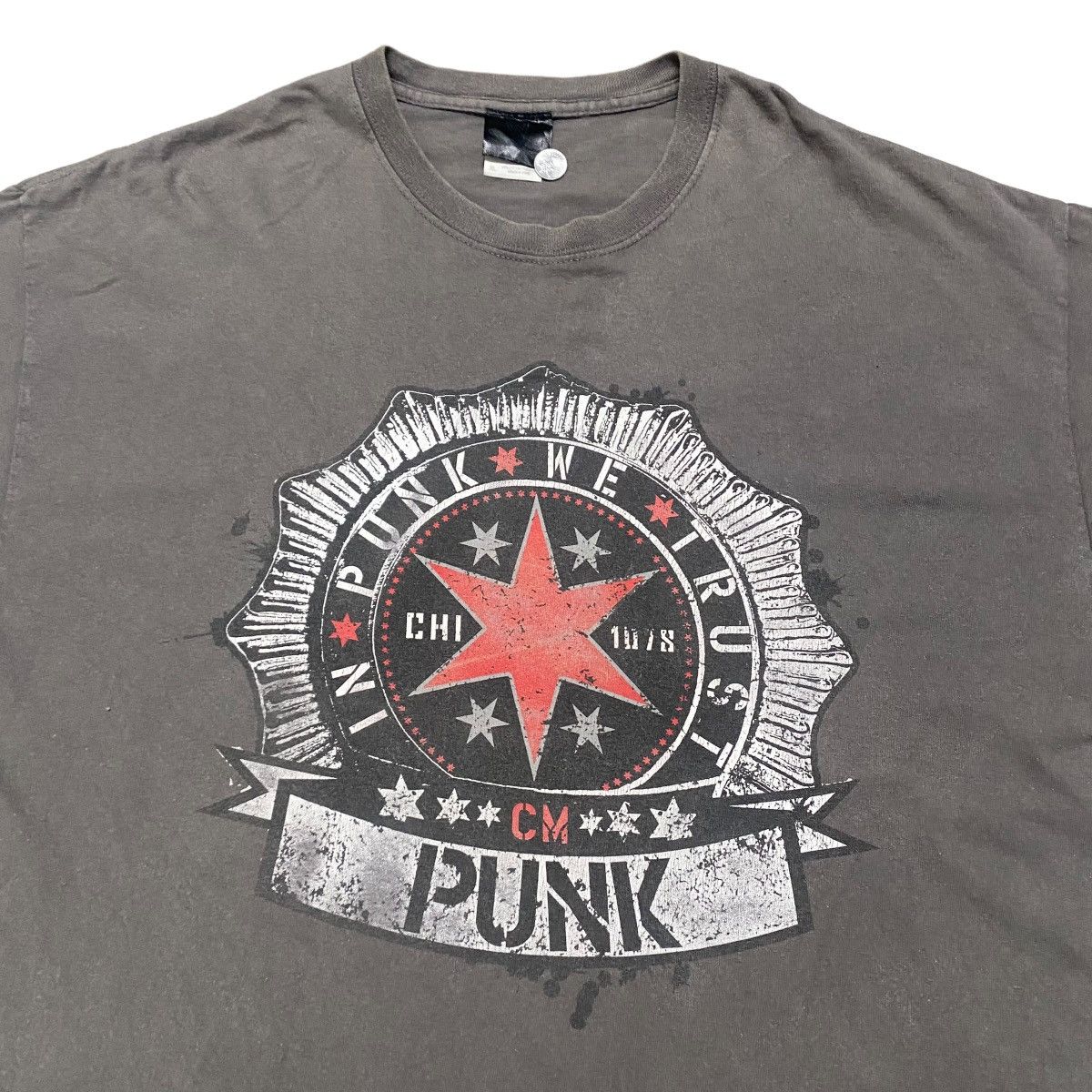 Vintage Vintage Y2K CM PUNK Best in the World Shirt Size US XL / EU 56 / 4 - 7 Thumbnail