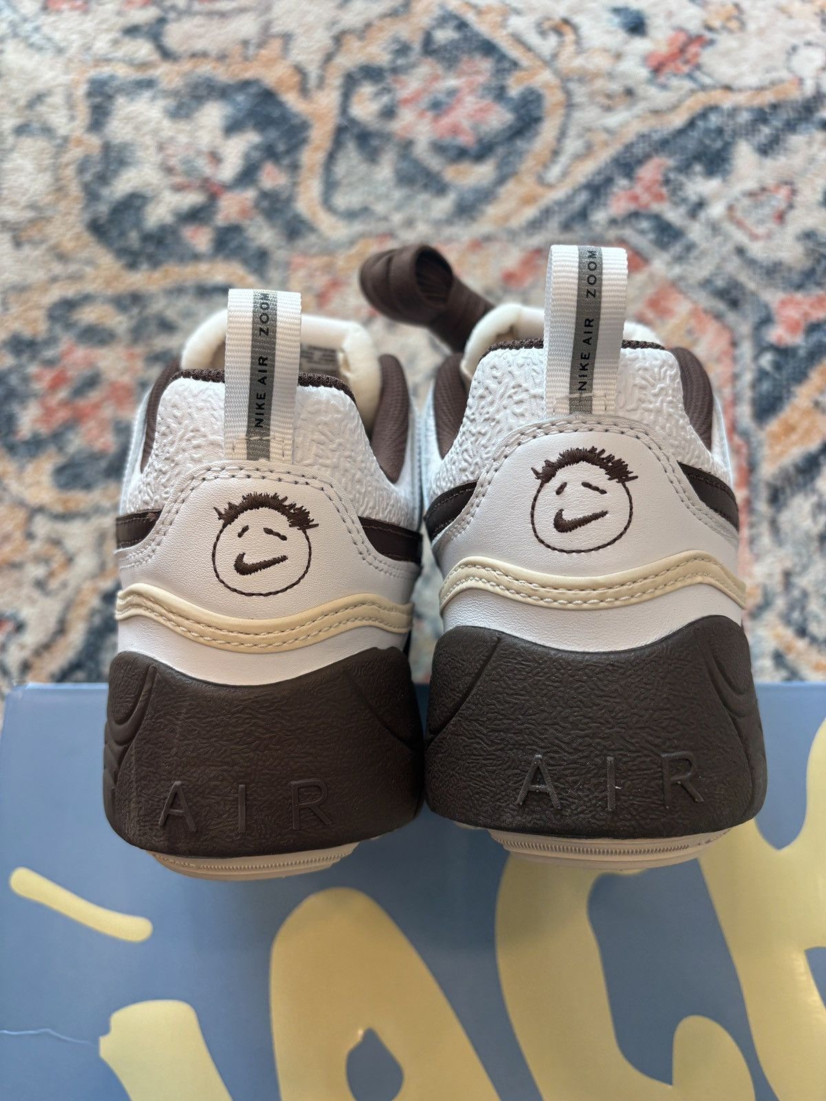 Nike × Travis Scott Nike Zoom Field Jaxx Travis Scott Light Chocolate Size US 10 / EU 43 - 9 Thumbnail