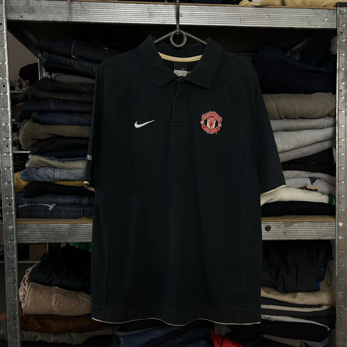 Nike Vintage Nike Manchester United Small logo 2000’s polo size M Size US M / EU 48-50 / 2 - 1 Thumbnail