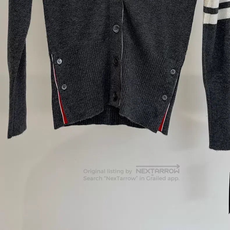 Thom Browne Thom Browne Classic Cashmere Cardigan in Medium Grey Size XS / US 0-2 / IT 36-38 - 4 Thumbnail
