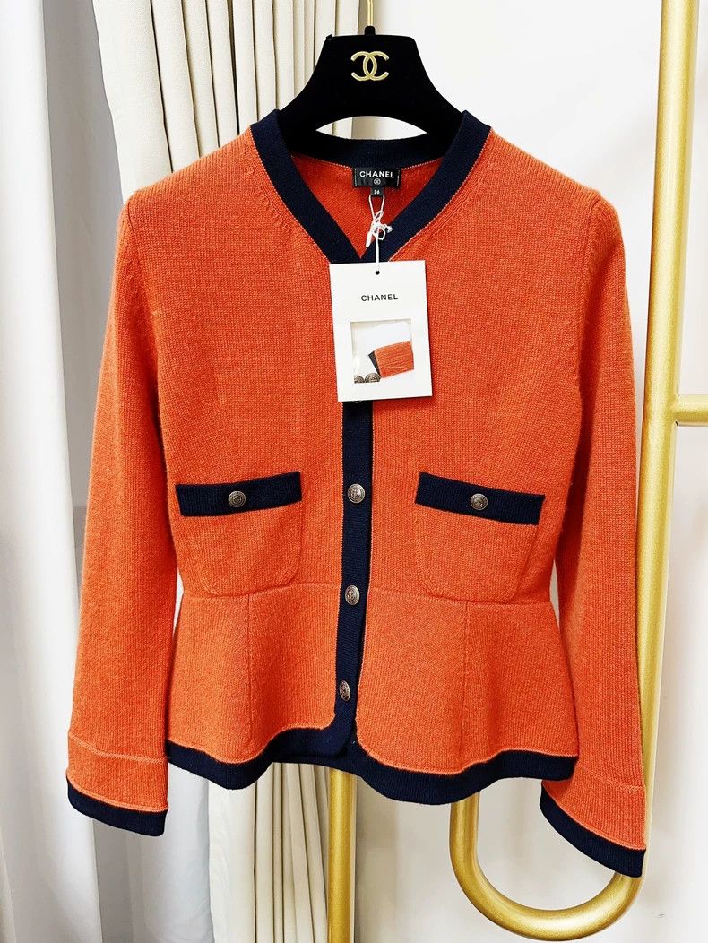 Chanel Chanel Orange Anchor Button Cardigan - dmc Size US S / EU 44-46 / 1 - 1 Thumbnail
