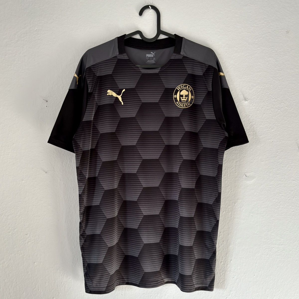 Puma 2020 2021 Wigan Athletic England Puma Away Kit Soccer Jersey Size US L / EU 52-54 / 3 - 3 Thumbnail
