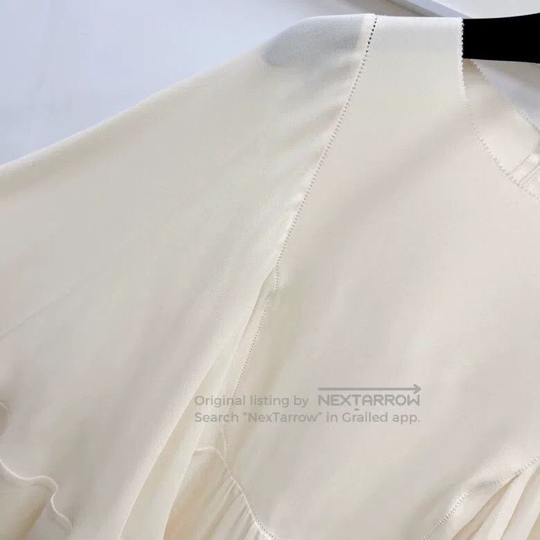 Other Valentino Beige white silk top Size S / US 4 / IT 40 - 8 Thumbnail