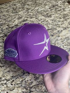 Selena Astros New Era Fitted Hat comes with 1 free mystery pin