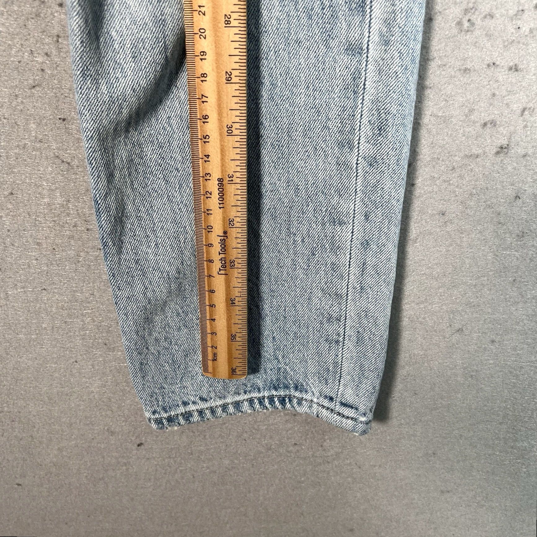 Madewell VINTAGE Maxwell The Perfect Vintage Jeans Womens 27 Blue Light Wash Denim Tapered Leg Size 27" / US 4 / IT 40 - 4 Thumbnail