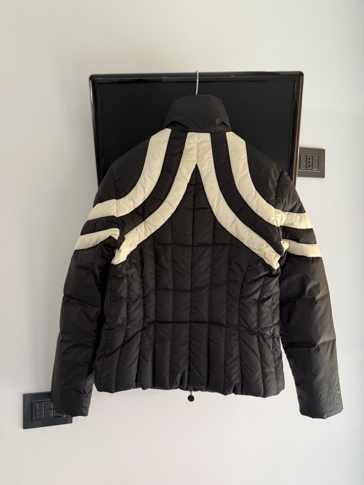 Moncler Moncler Jacket for women’s Size M / US 6-8 / IT 42-44 - 3 Thumbnail
